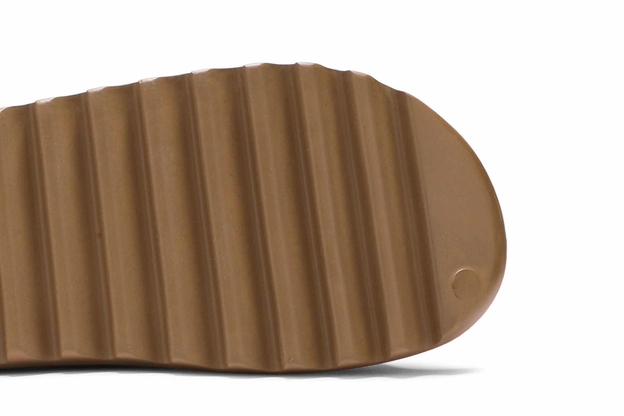 Adidas Yeezy Slide ‘Core’ 2021 GW5350 - Image 5