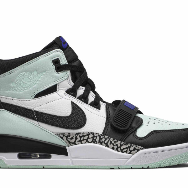 Air Jordan Legacy 312 ‘Igloo’ AV3922-013