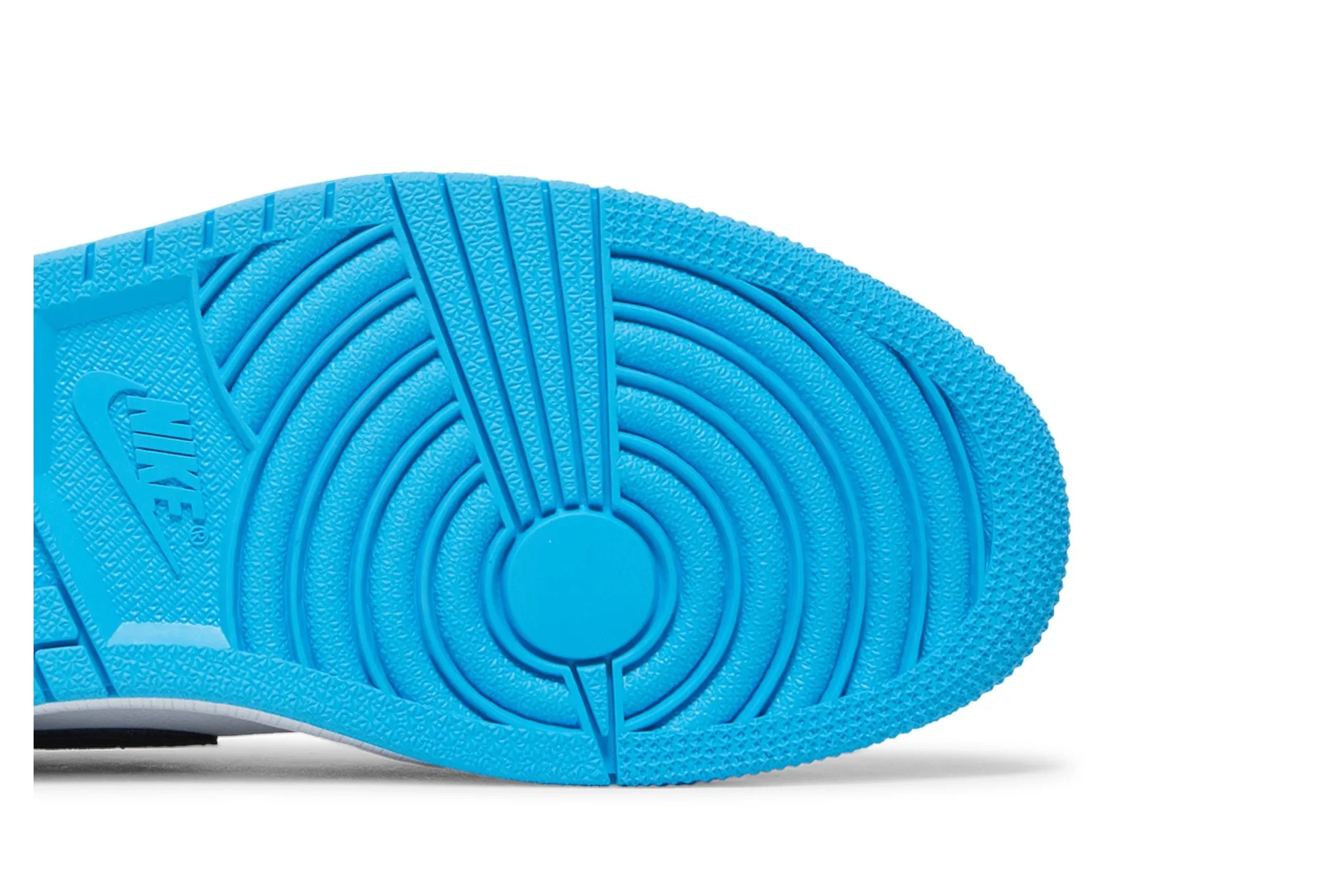 Air Jordan 1 Retro Low OG 'UNC' CZ0790-104 - Image 5