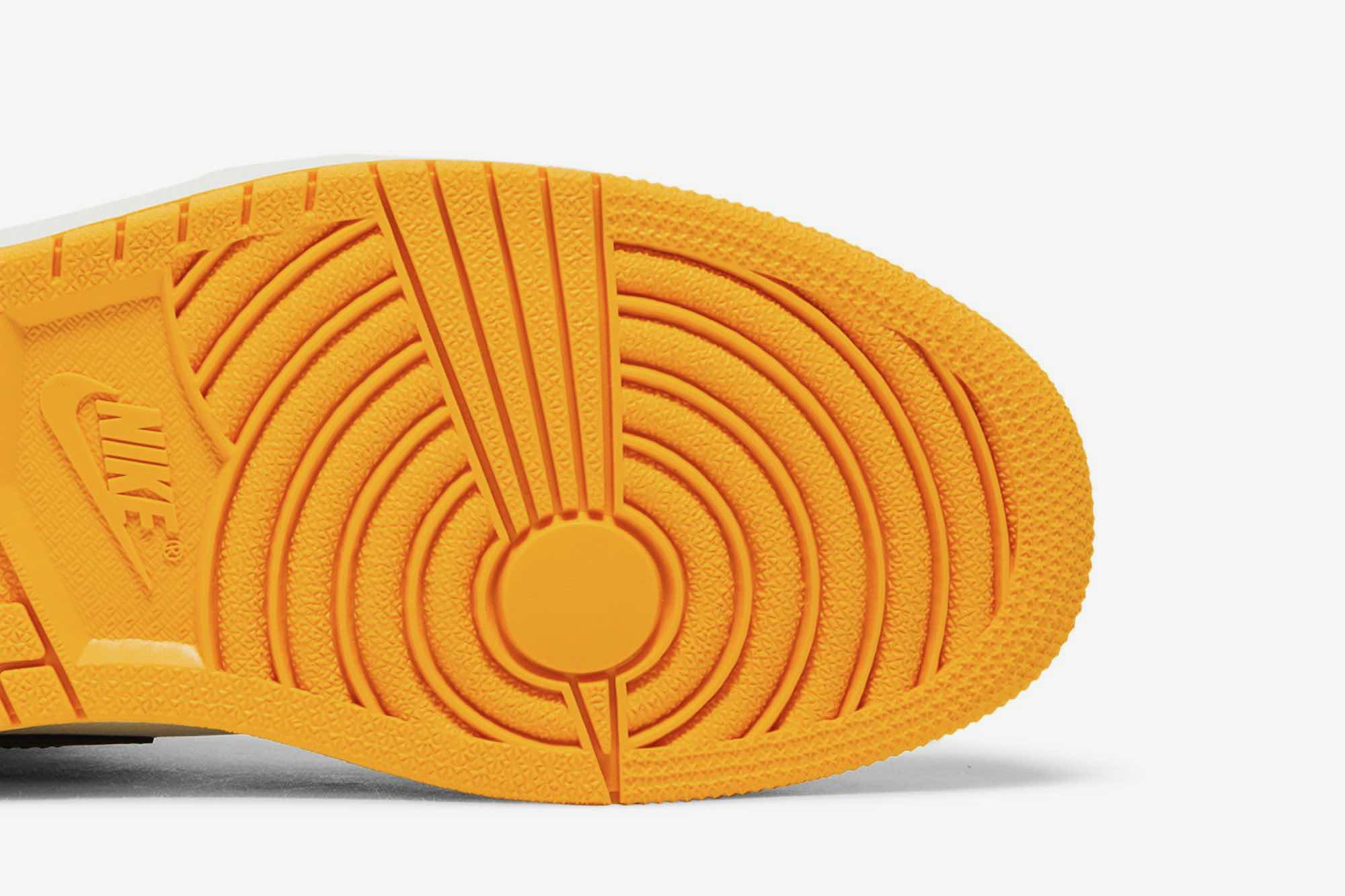 Air Jordan 1 Retro High OG ‘Yellow Toe white’ 555088-711 - Image 5