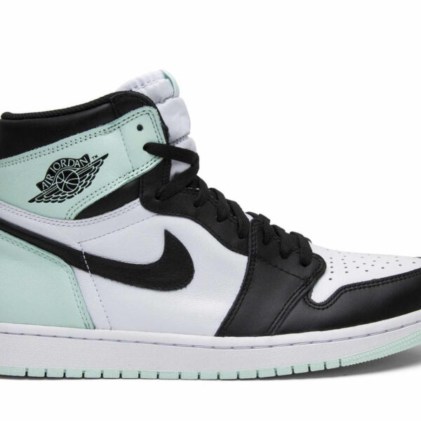 Air Jordan 1 Retro High OG NRG ‘Igloo’ 861428-100