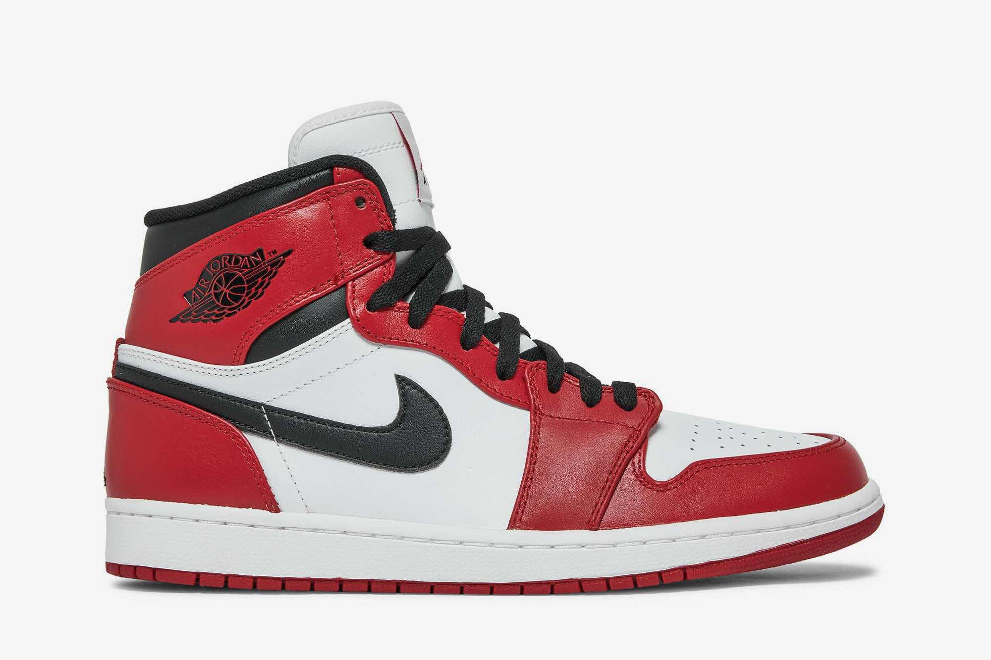 Air Jordan 1 Retro High ‘Chicago’ 2013 332550-163