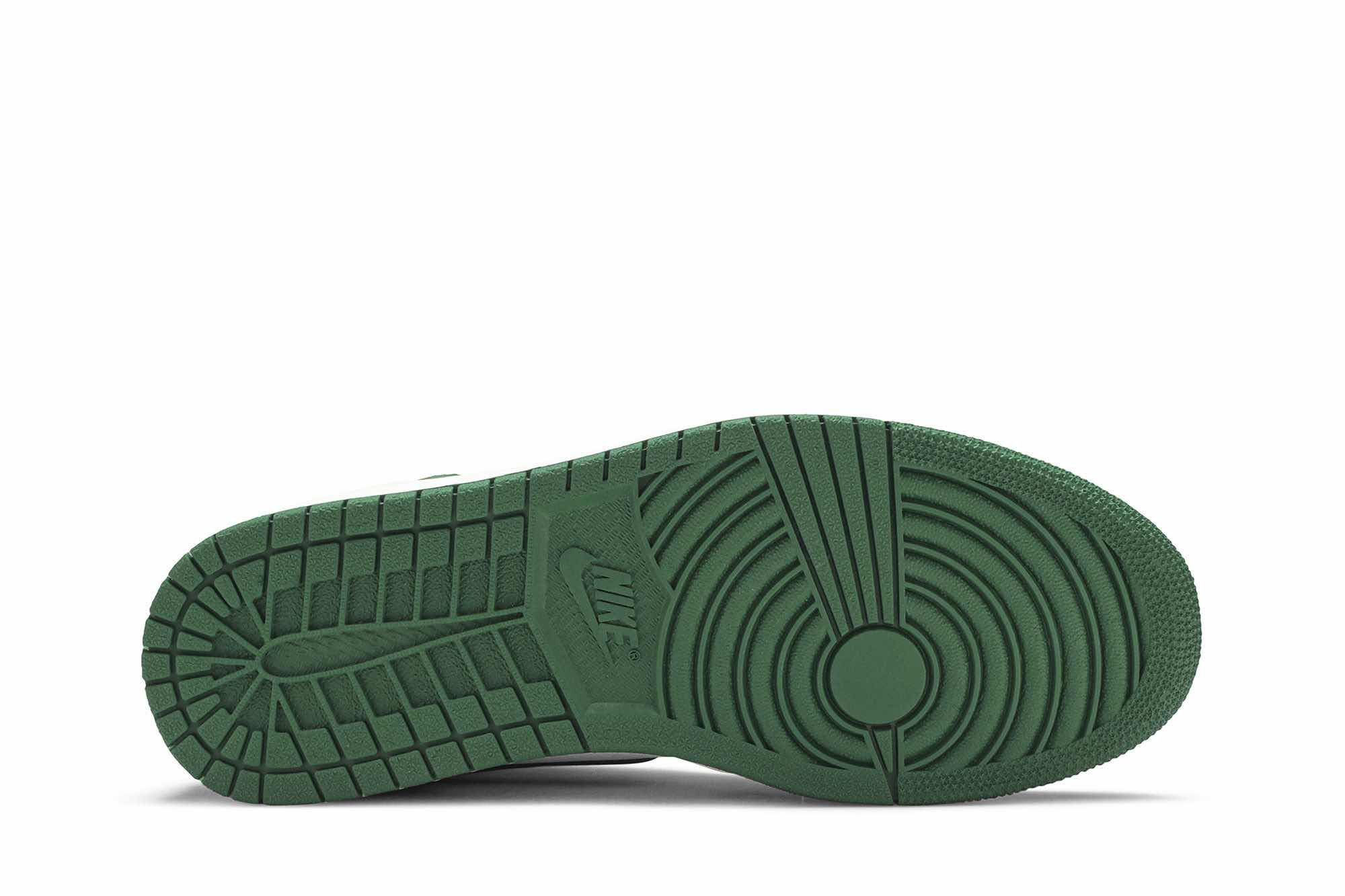 Air Jordan 1 Retro High ‘Boston Celtics’ 332550-101 - Image 4