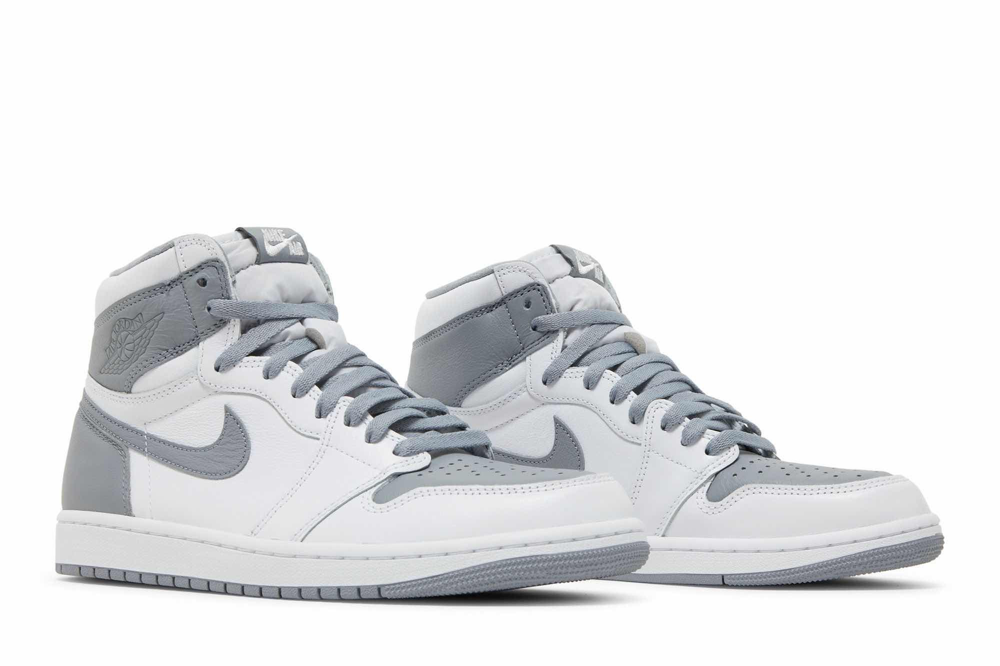 Air Jordan 1 Retro High OG ‘Stealth’ 555088-037 - Image 8