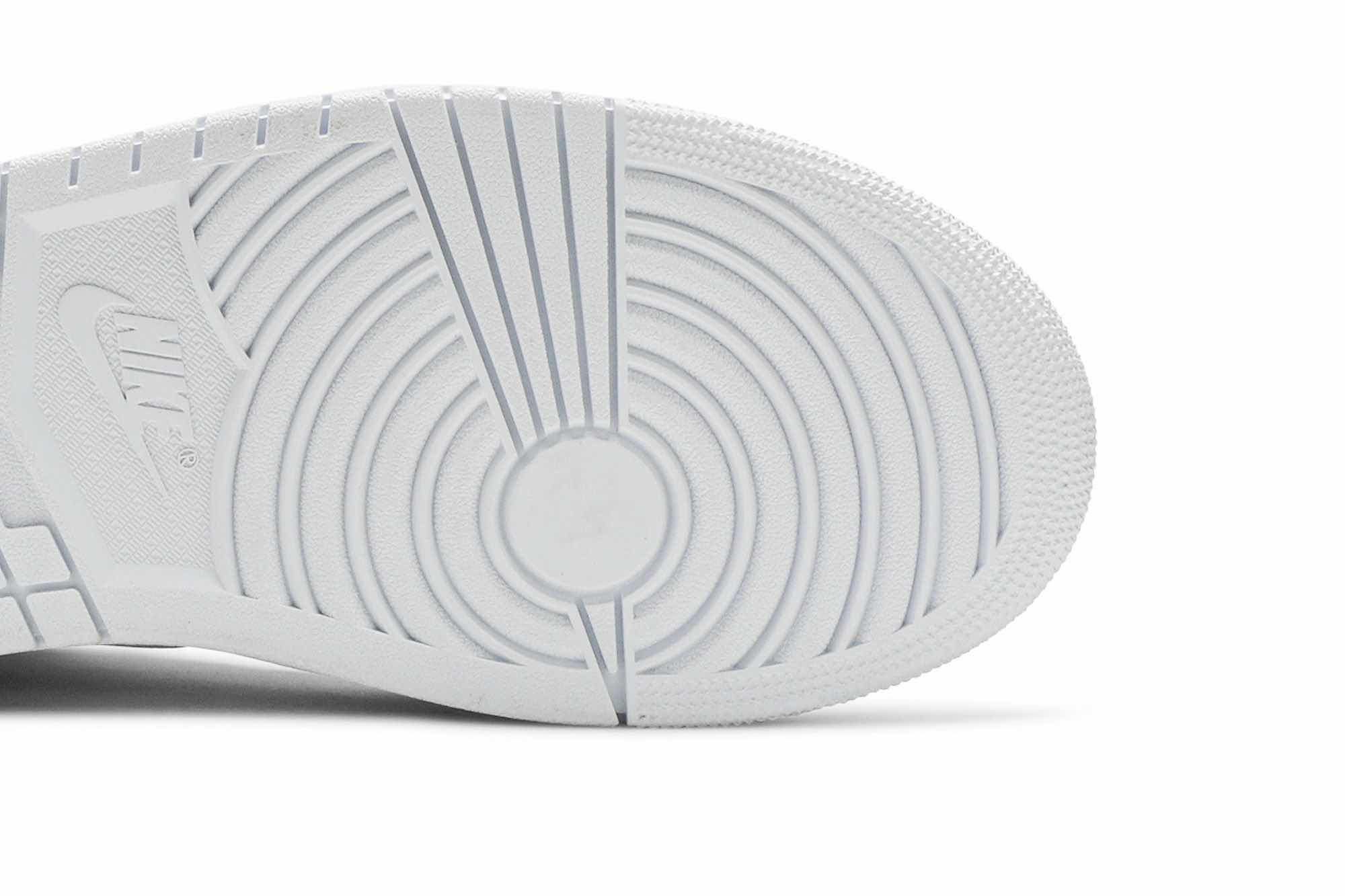 Air Jordan 1 Mid ‘Triple White 2020’ 554724-130 - Image 5