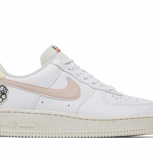 Nike Air Force 1 ’07 SE ‘Flower Power’ DJ6377-100