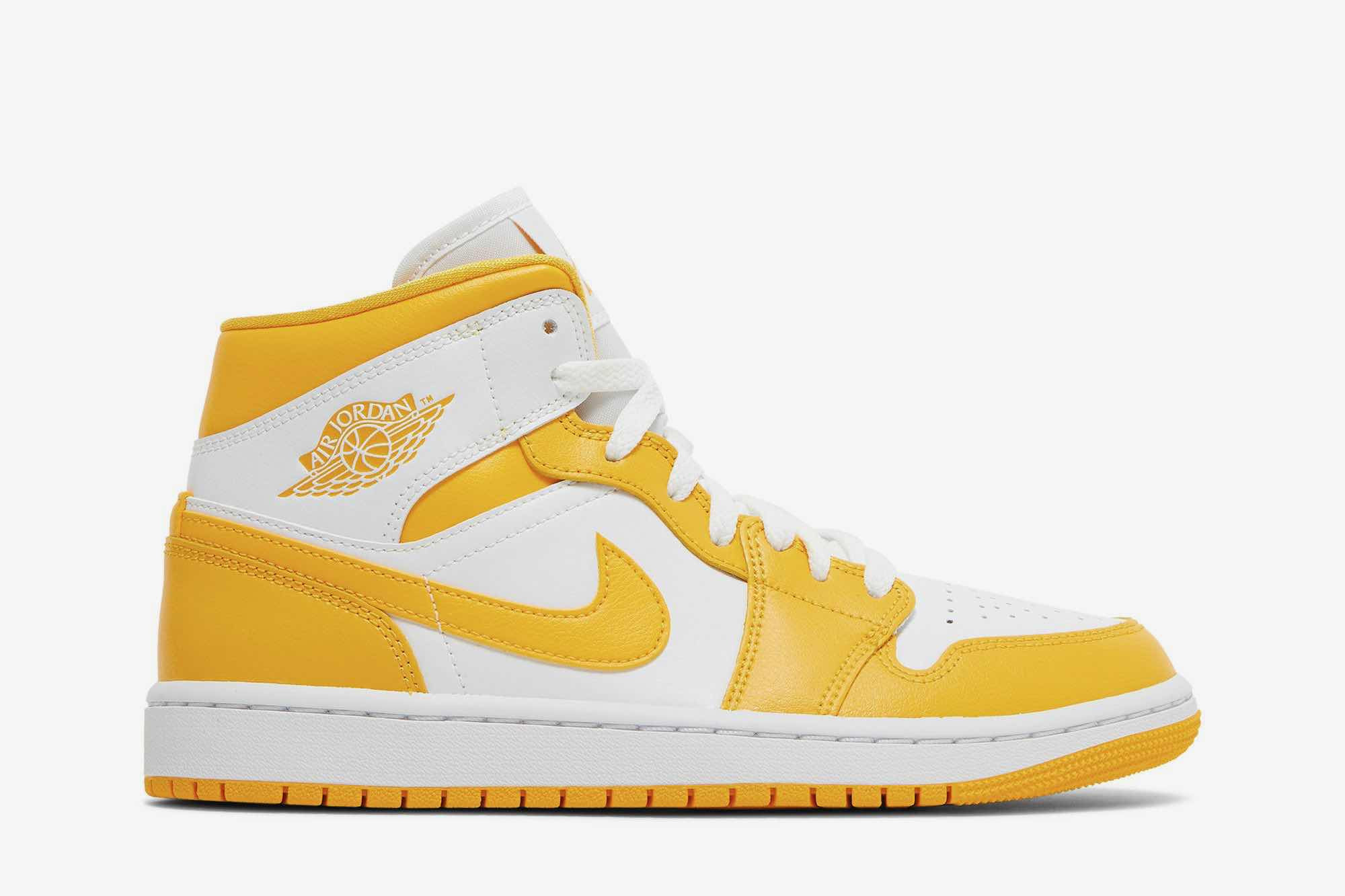 Air Jordan 1 Mid ‘University Gold’ BQ6472-117