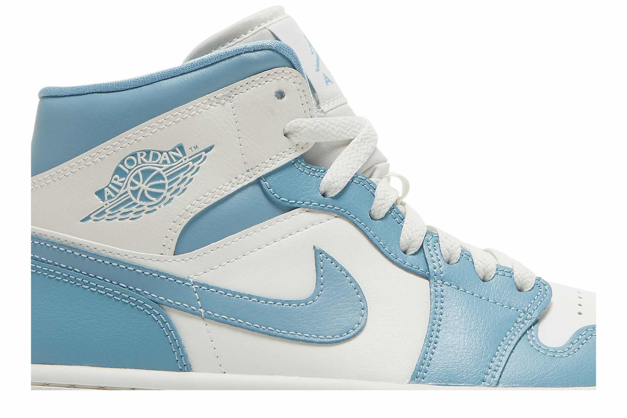 Air Jordan 1 Mid ‘University Blue 2022’ BQ6472-141 - Image 2