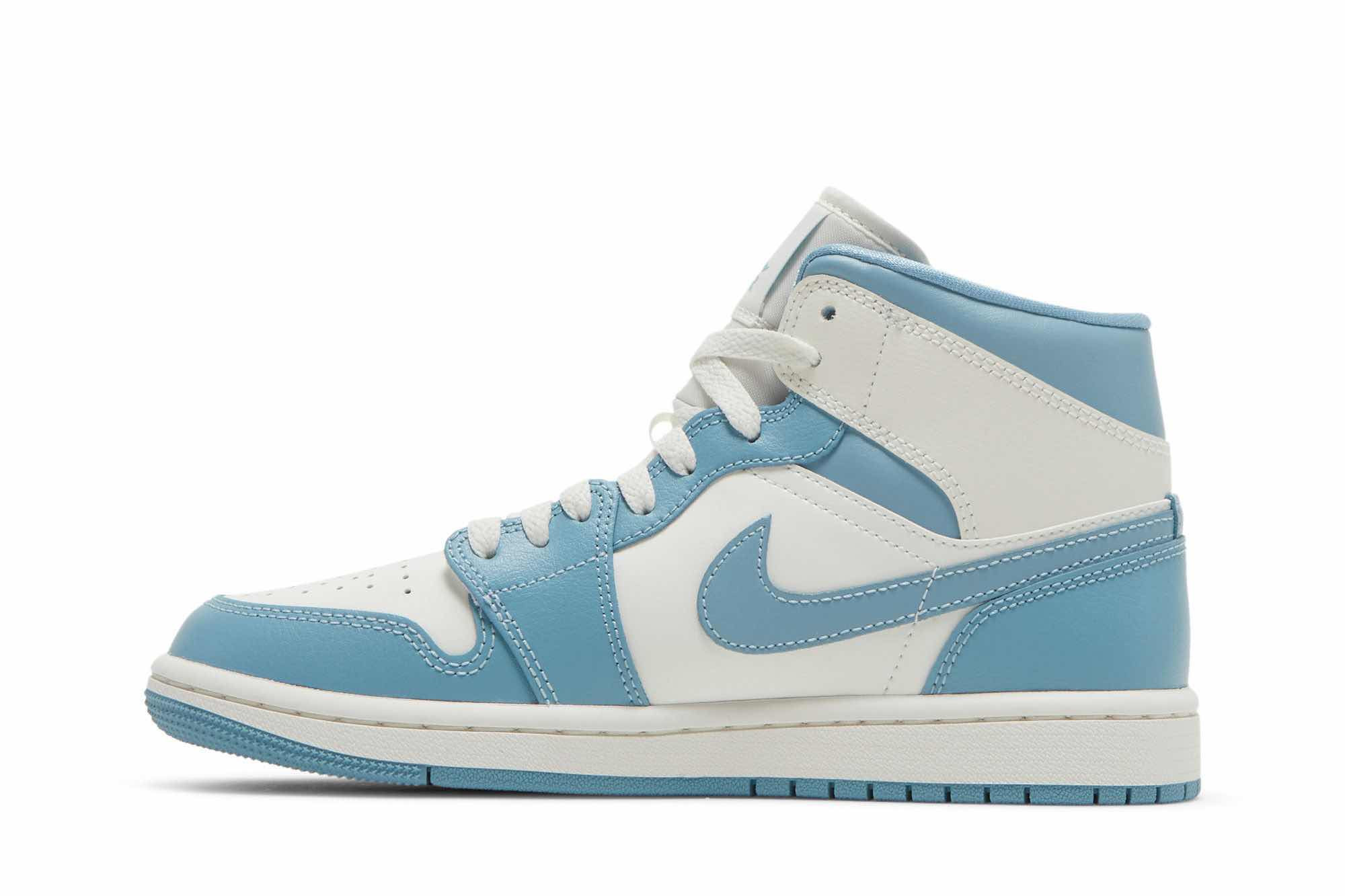 Air Jordan 1 Mid ‘University Blue 2022’ BQ6472-141 - Image 3