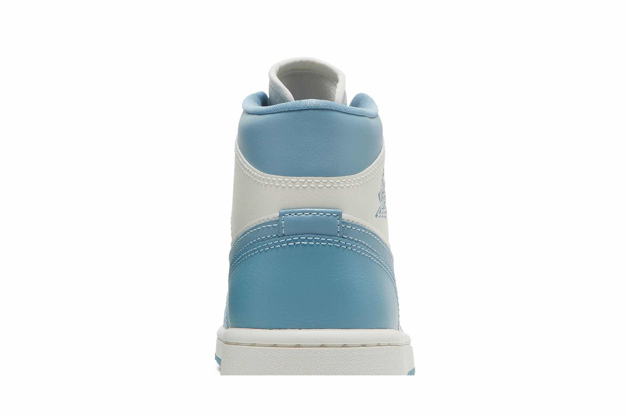 Air Jordan 1 Mid ‘University Blue 2022’ BQ6472-141 - Image 7