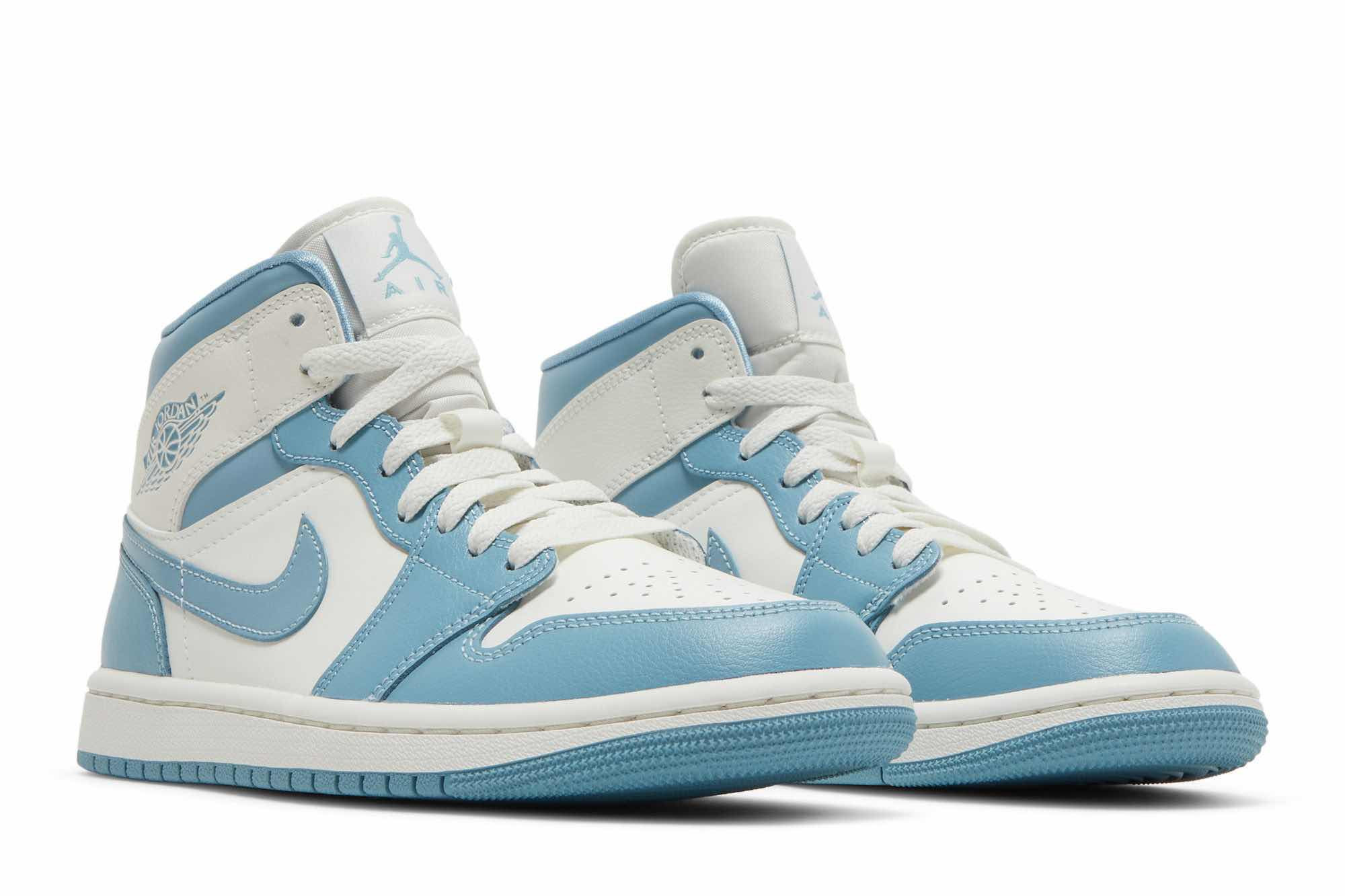 Air Jordan 1 Mid ‘University Blue 2022’ BQ6472-141 - Image 8