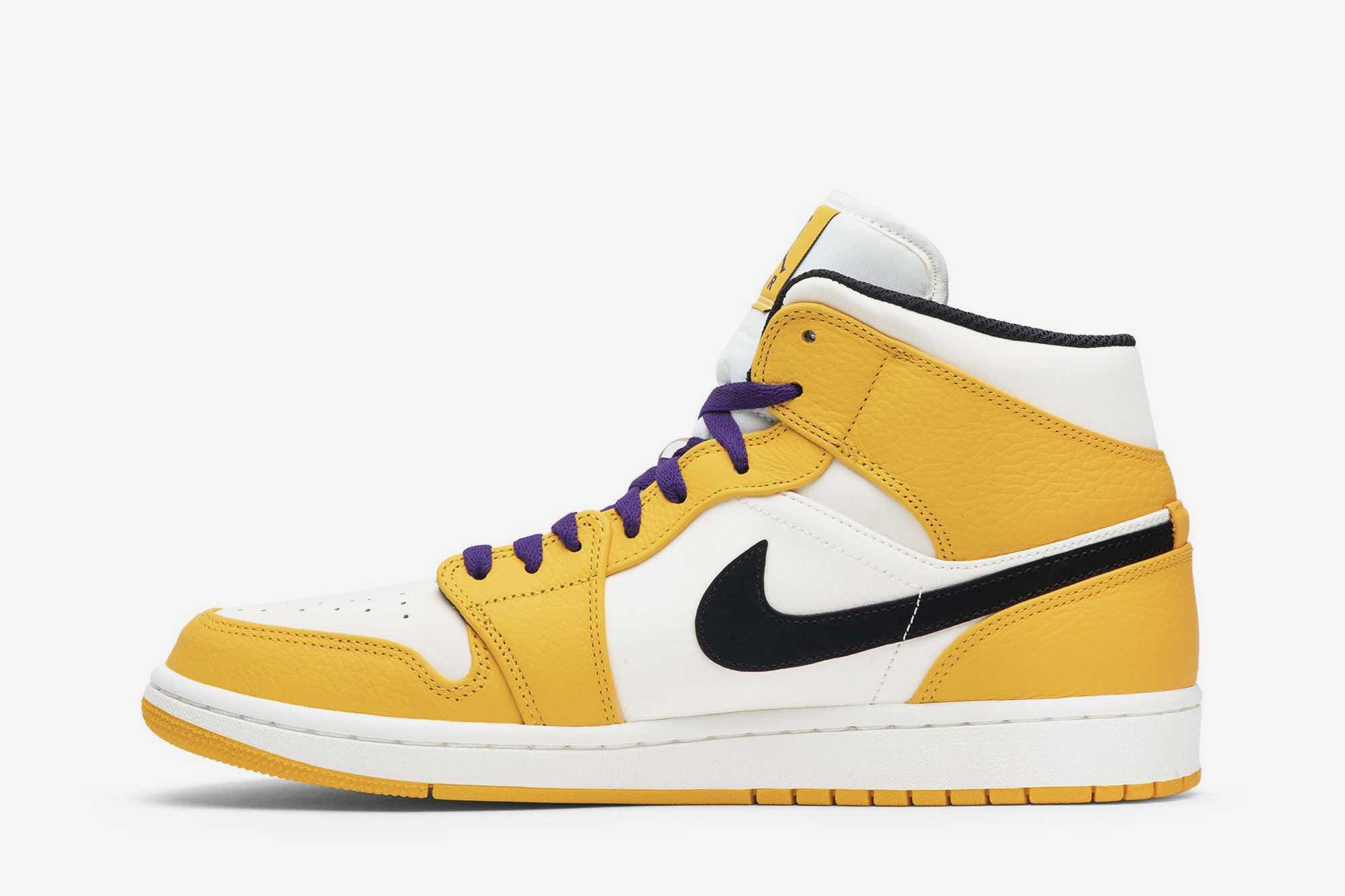 Air Jordan 1 Mid ‘Lakers Gold’ 852542-700 - Image 3