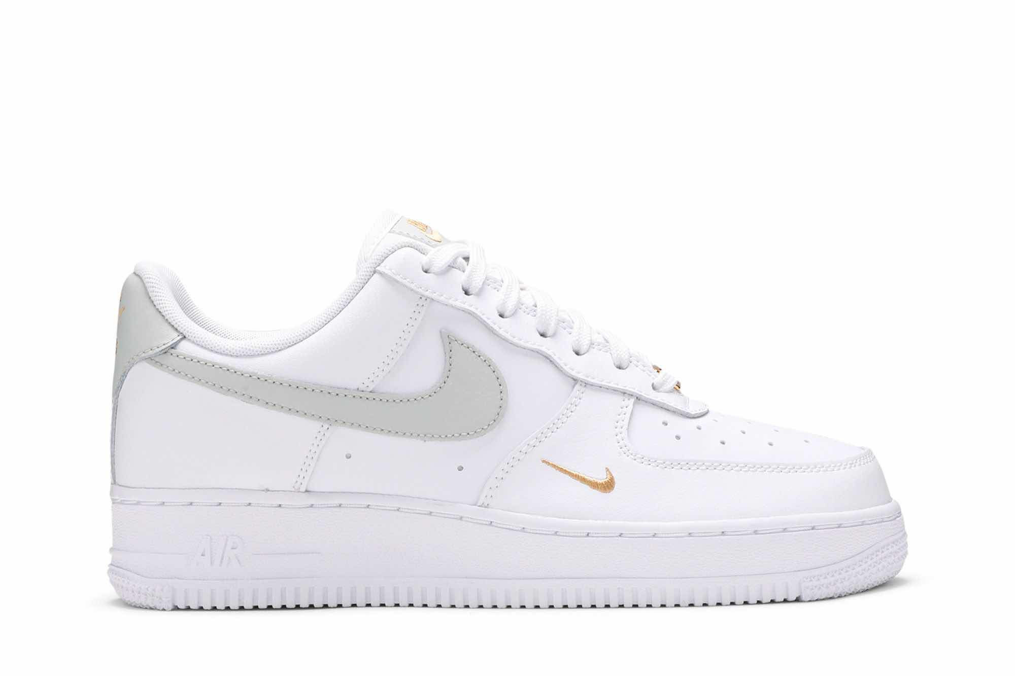 Nike Air Force 1 ‘White Light Silver’ CZ0270-106