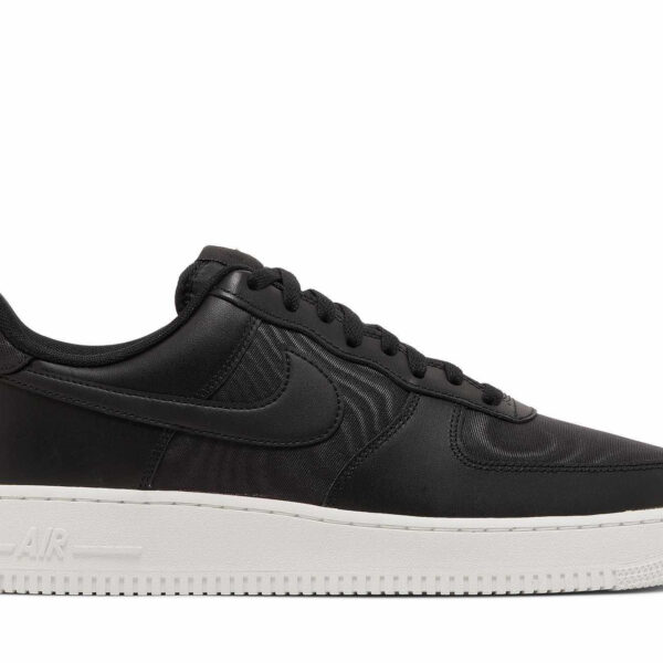Nike Air Force 1 Low ’07 SE ‘Black Nylon’ FB2048-001