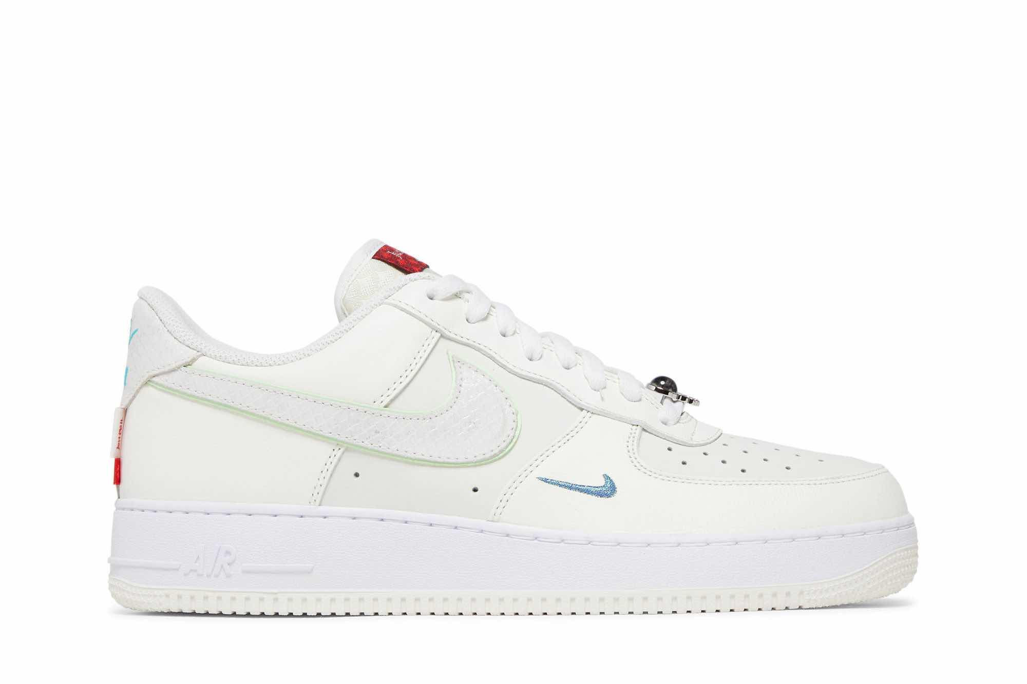Nike Air Force 1 Low ‘Year of the Dragon’ FZ5052-131