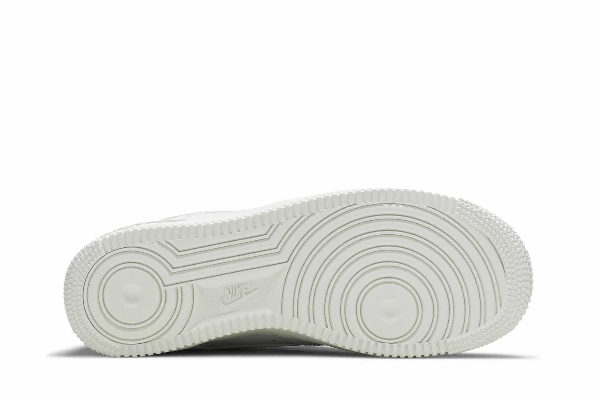 Nike Air Force 1 Low ‘Valentine’s Day 2021’ DD7117-100 - Image 4