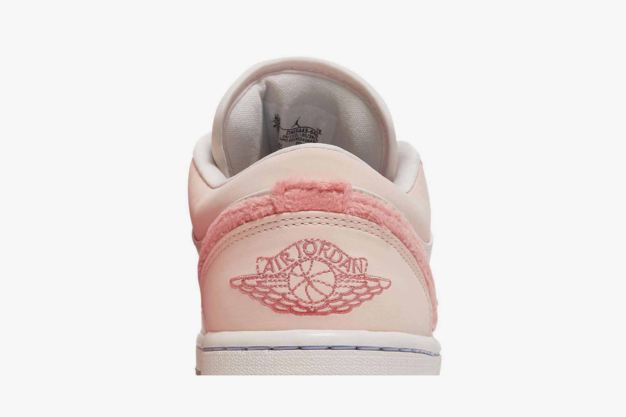 Air Jordan 1 Low SE ‘Mighty Swooshers’ DM5443-666 - Image 7