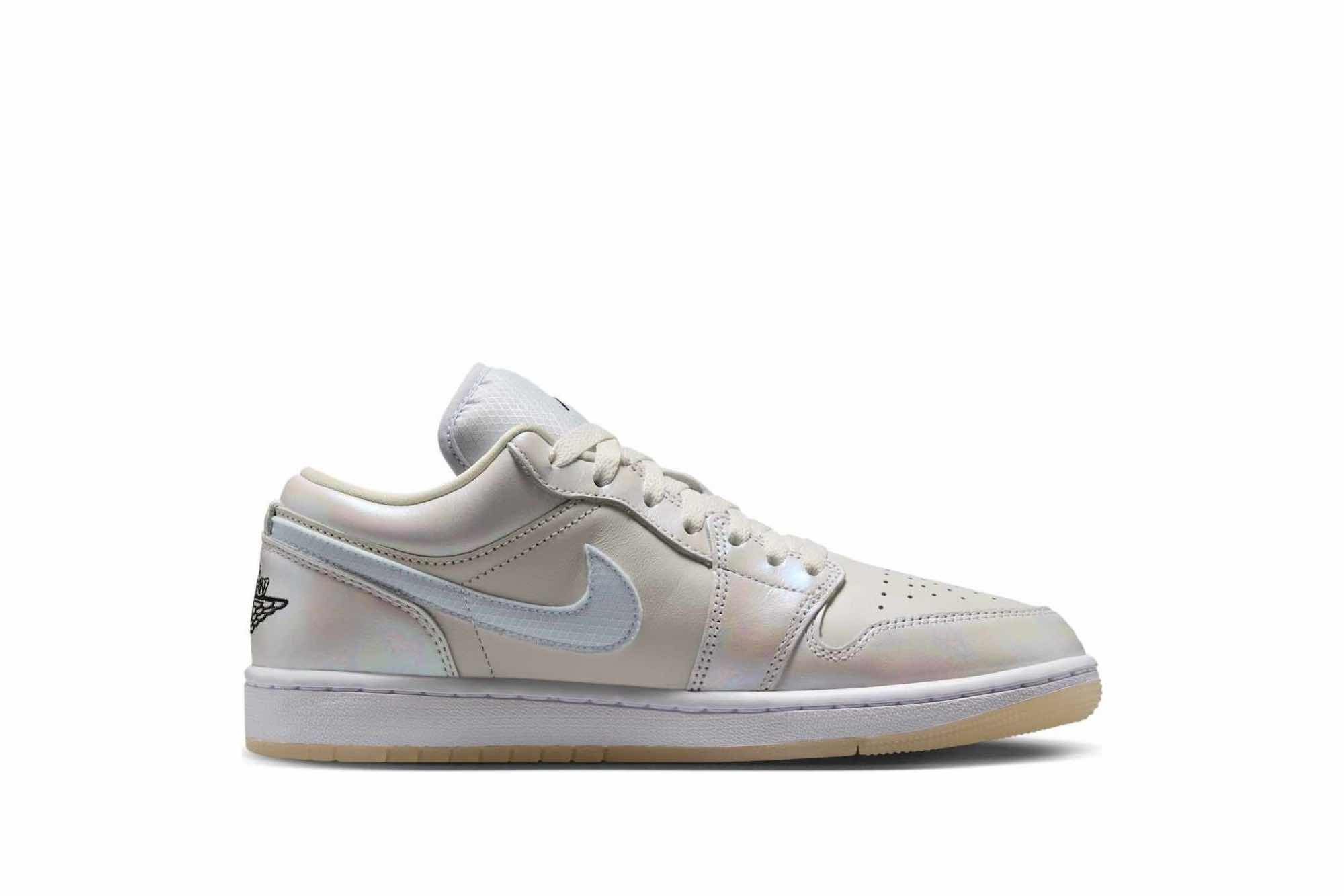 Air Jordan 1 Low SE ‘LNY’ HF4080-001 - Image 2