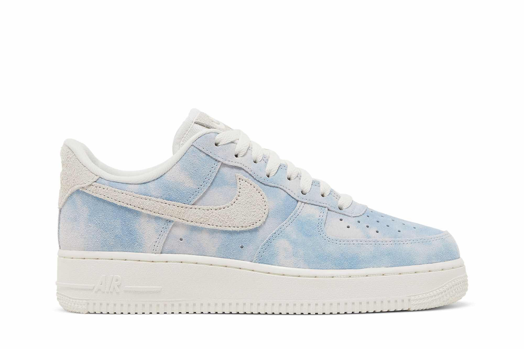 Nike Air Force 1 Low ‘Clouds’ FD0883-400