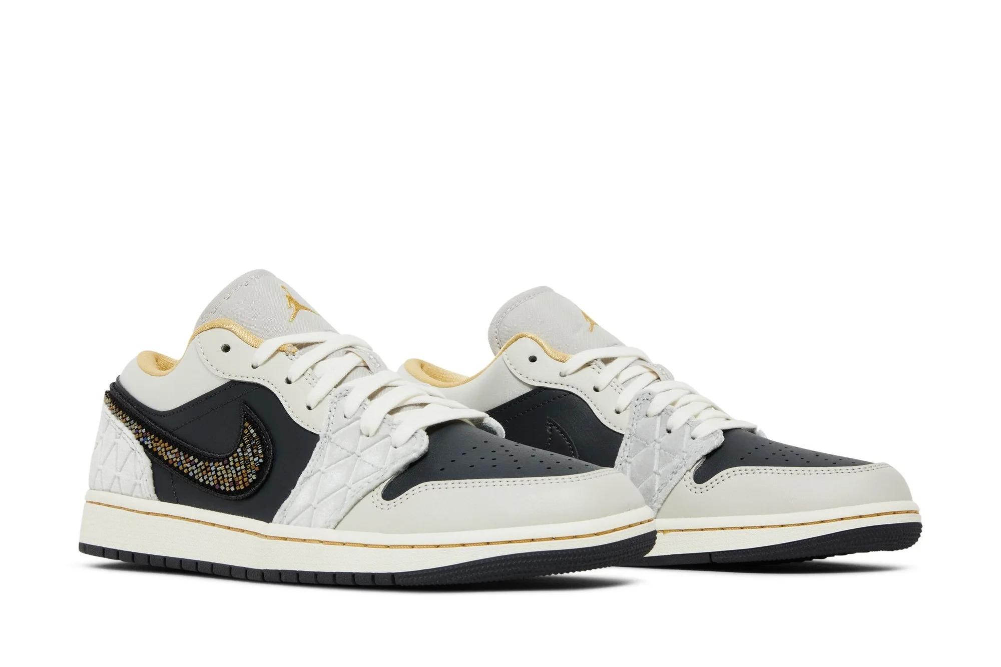 Air Jordan 1 Low SE 'Beaded Swoosh' DV1762-001 - Image 8
