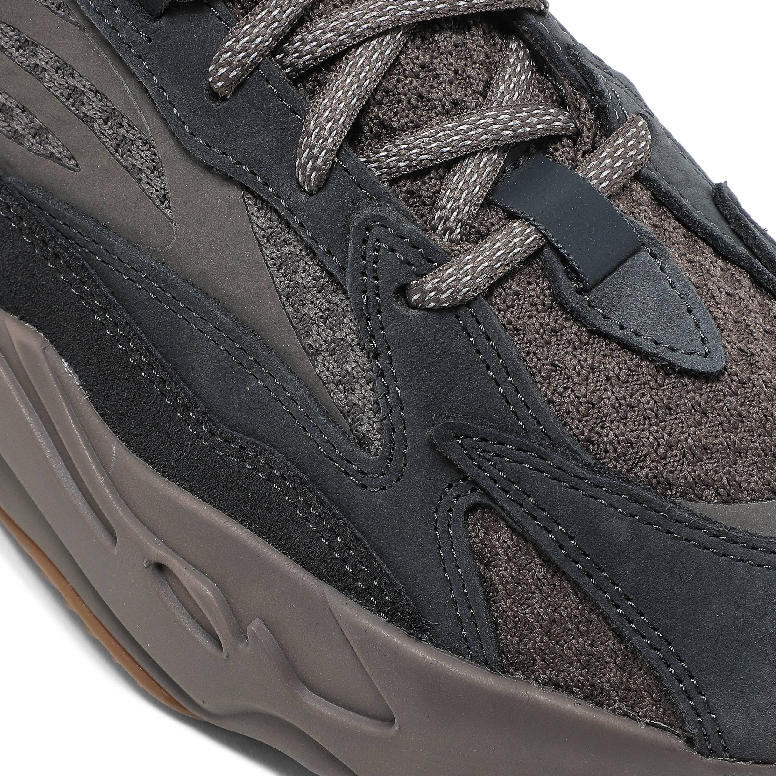 adidas Yeezy Boost 700 V2 ‘Mauve’ GZ0724 - Image 2