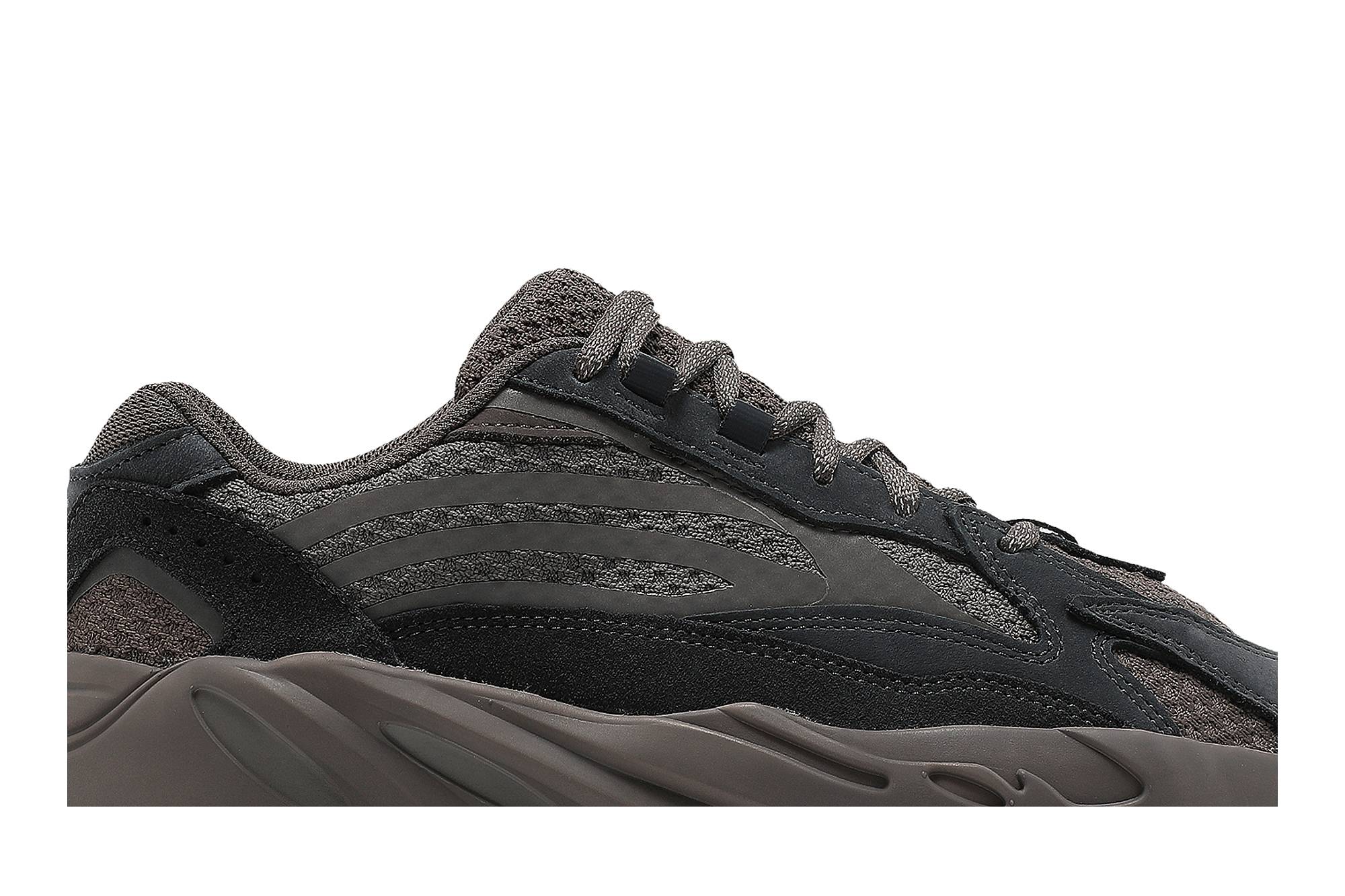 adidas Yeezy Boost 700 V2 ‘Mauve’ GZ0724 - Image 3