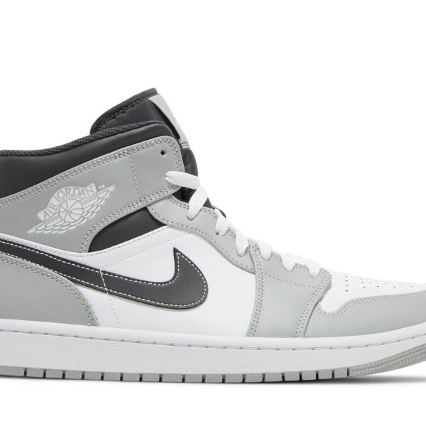 Air Jordan 1 Mid ‘Light Smoke Grey’ 554724-078