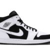 Air Jordan 1 Retro Mid ‘Tuxedo’ 554724-113