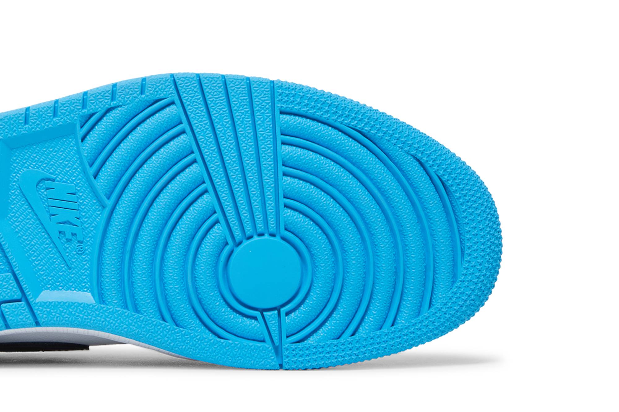 Air Jordan 1 Retro Low OG ‘UNC’ CZ0790-104 - Image 6
