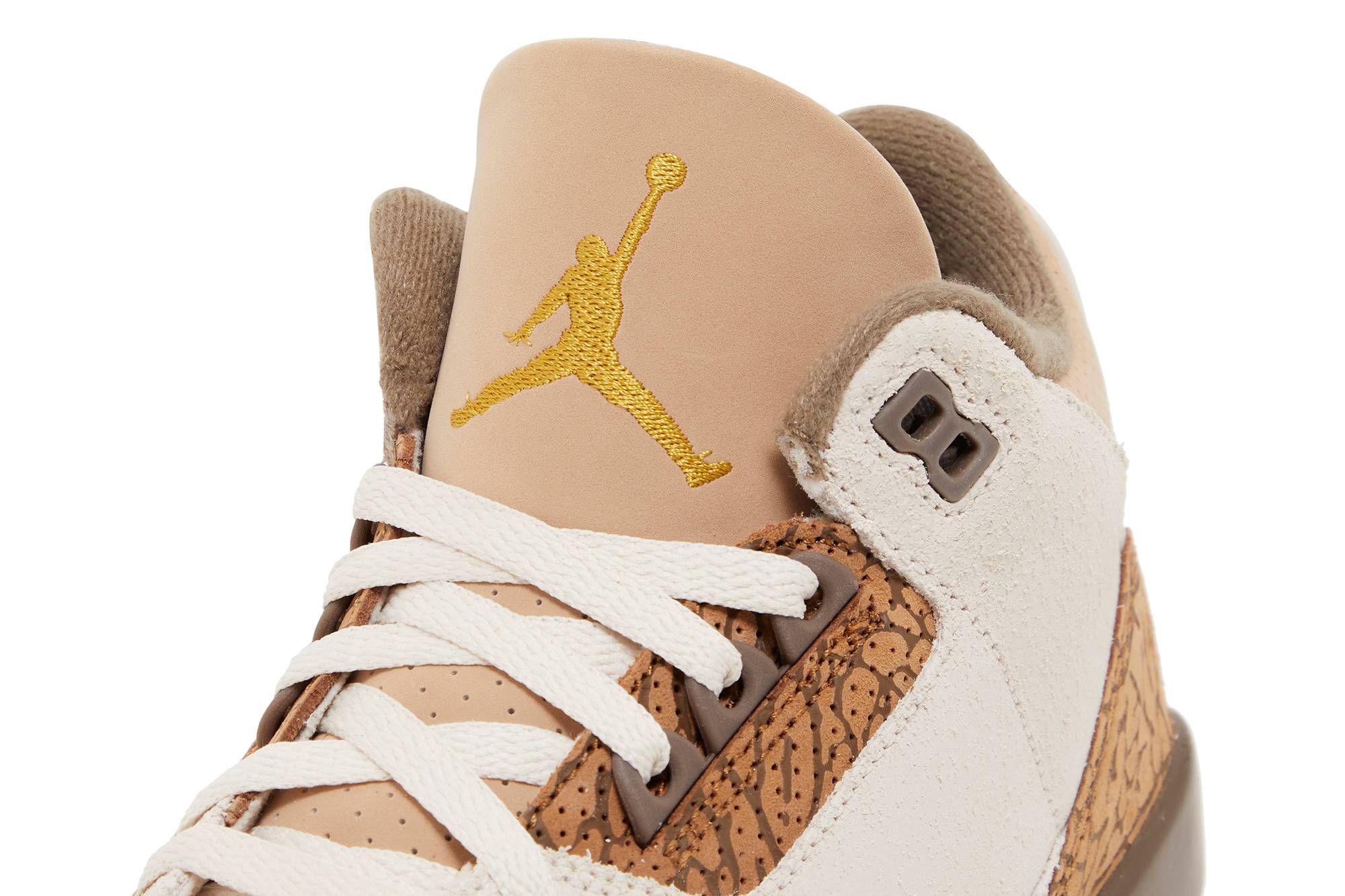 Air Jordan 3 ‘Light Orewood Brown’ CT8532-102 - Image 10