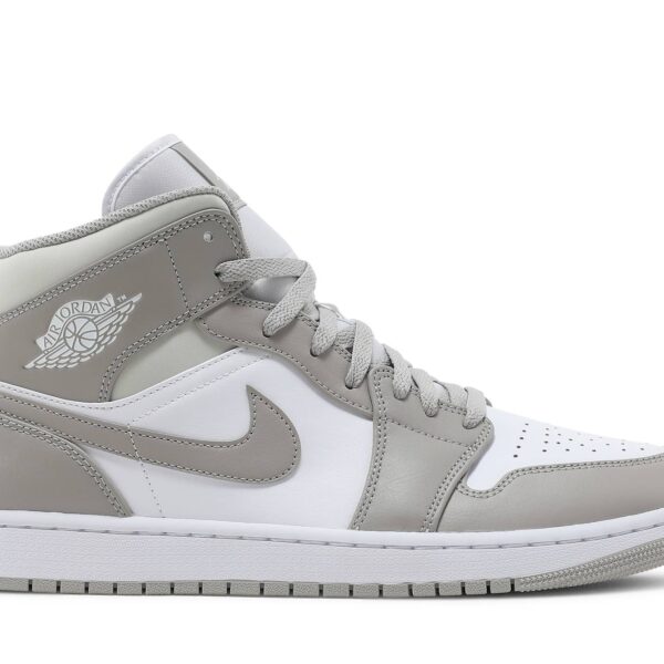 Air Jordan 1 Mid ‘College Grey’ 554724-082