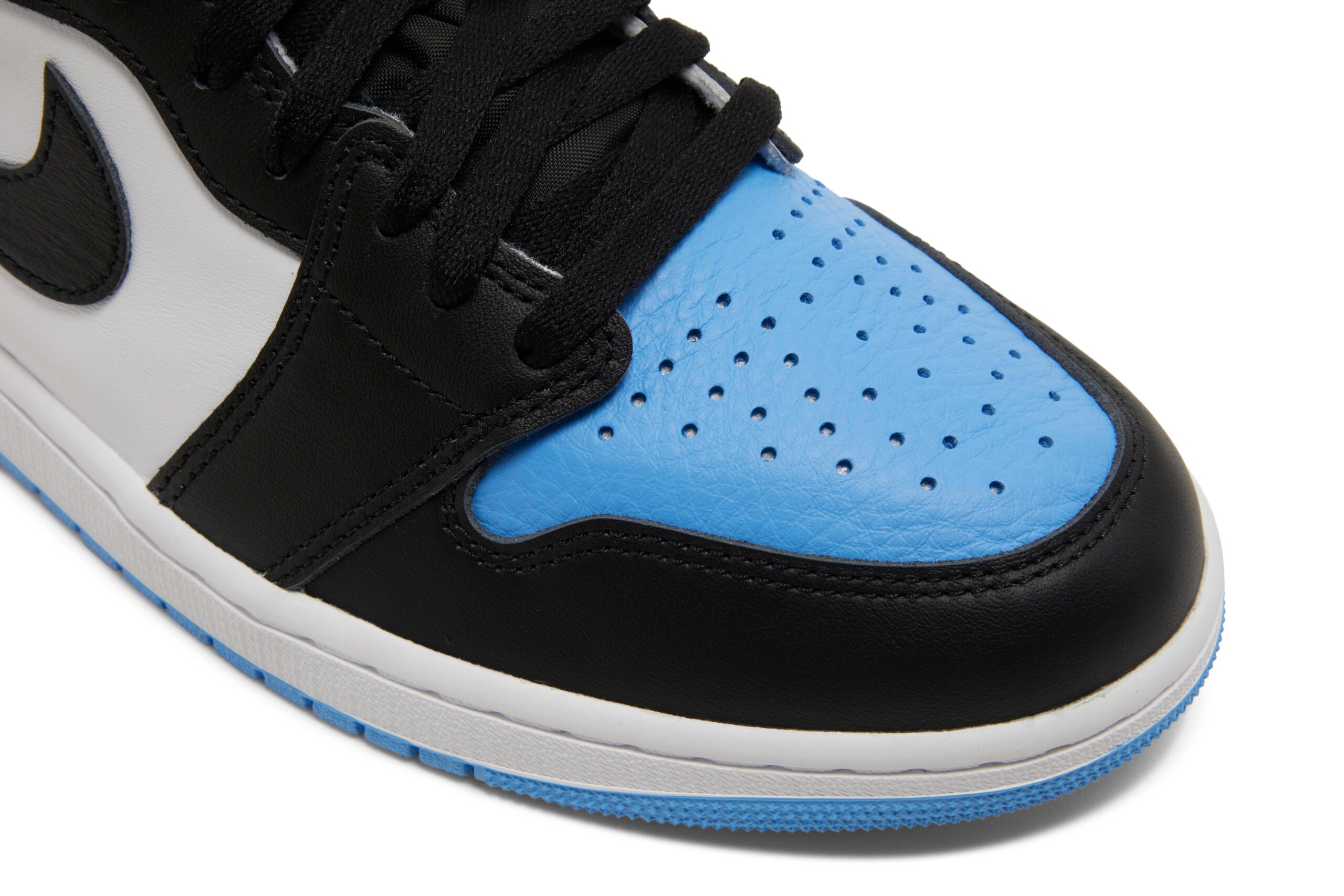 Air Jordan 1 Retro High OG ‘UNC Toe’ DZ5485-400 - Image 10