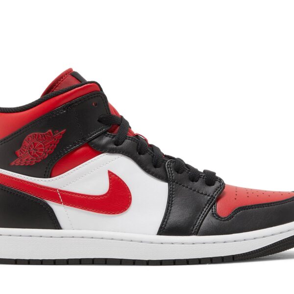Air Jordan 1 Mid ‘Bred Toe’ (2022) 554724-079