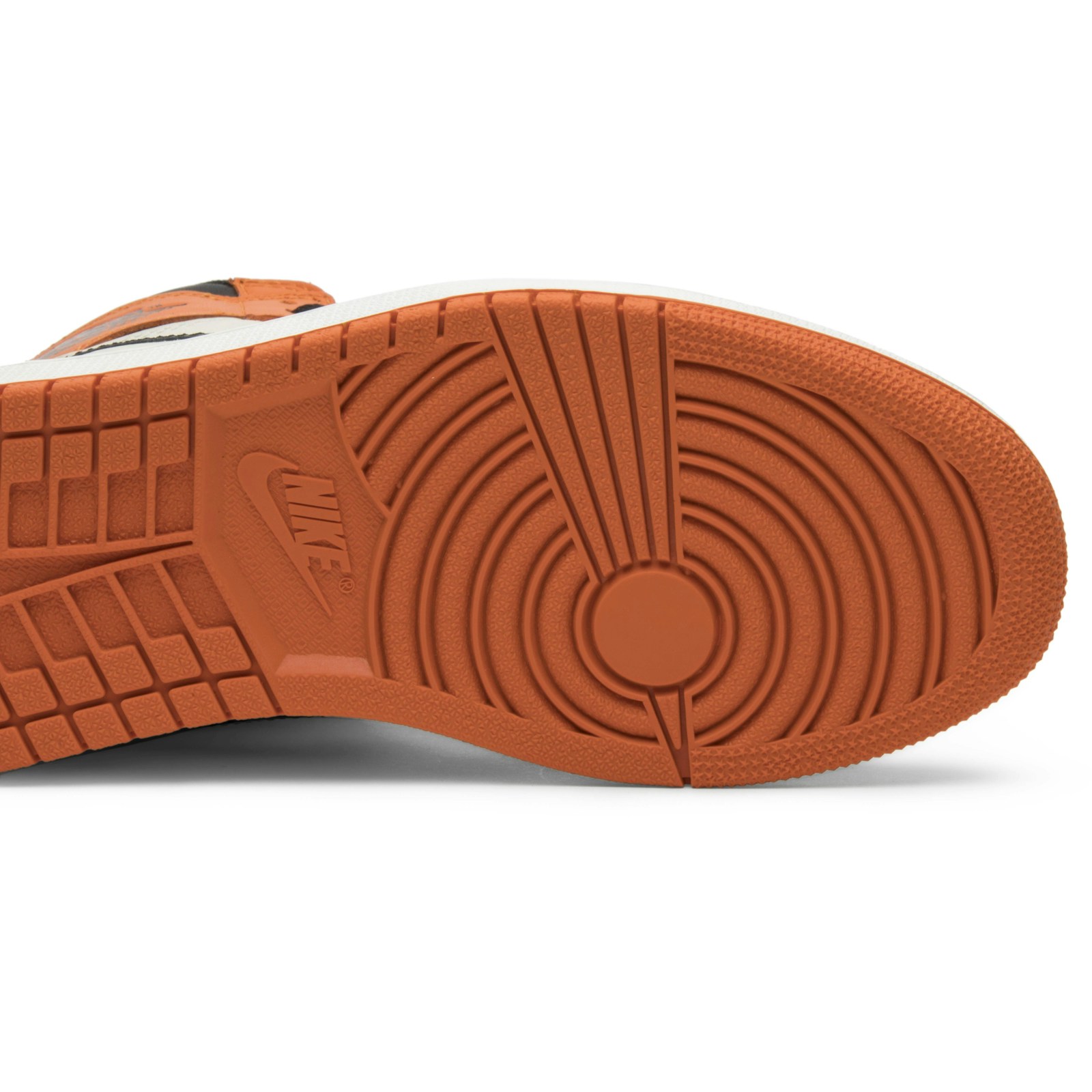 Air Jordan 1 Retro High OG ‘Shattered Backboard Away’ 555088-113 - Image 5