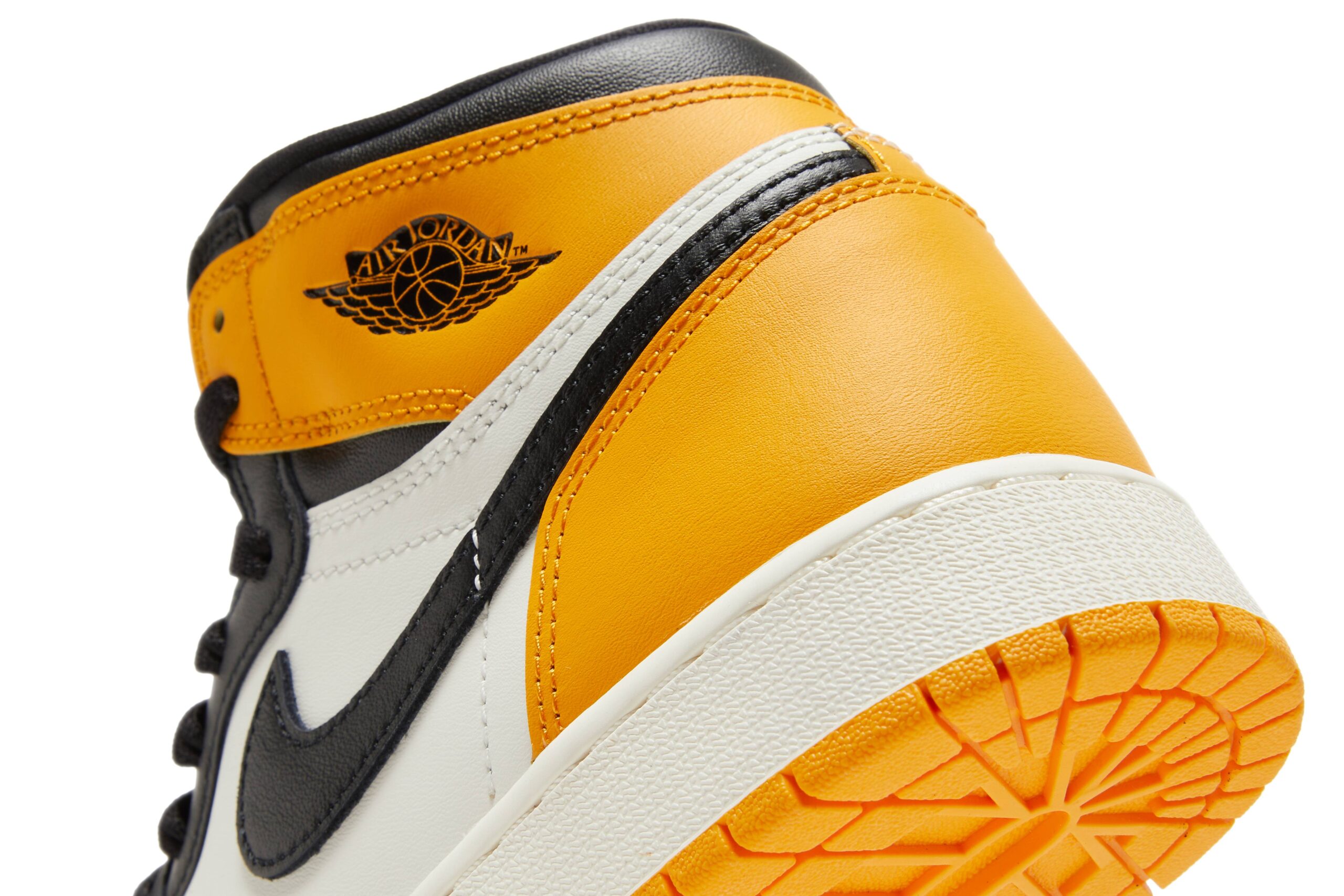 Air Jordan 1 Retro High OG ‘Yellow Toe’ 555088-711 - Image 2