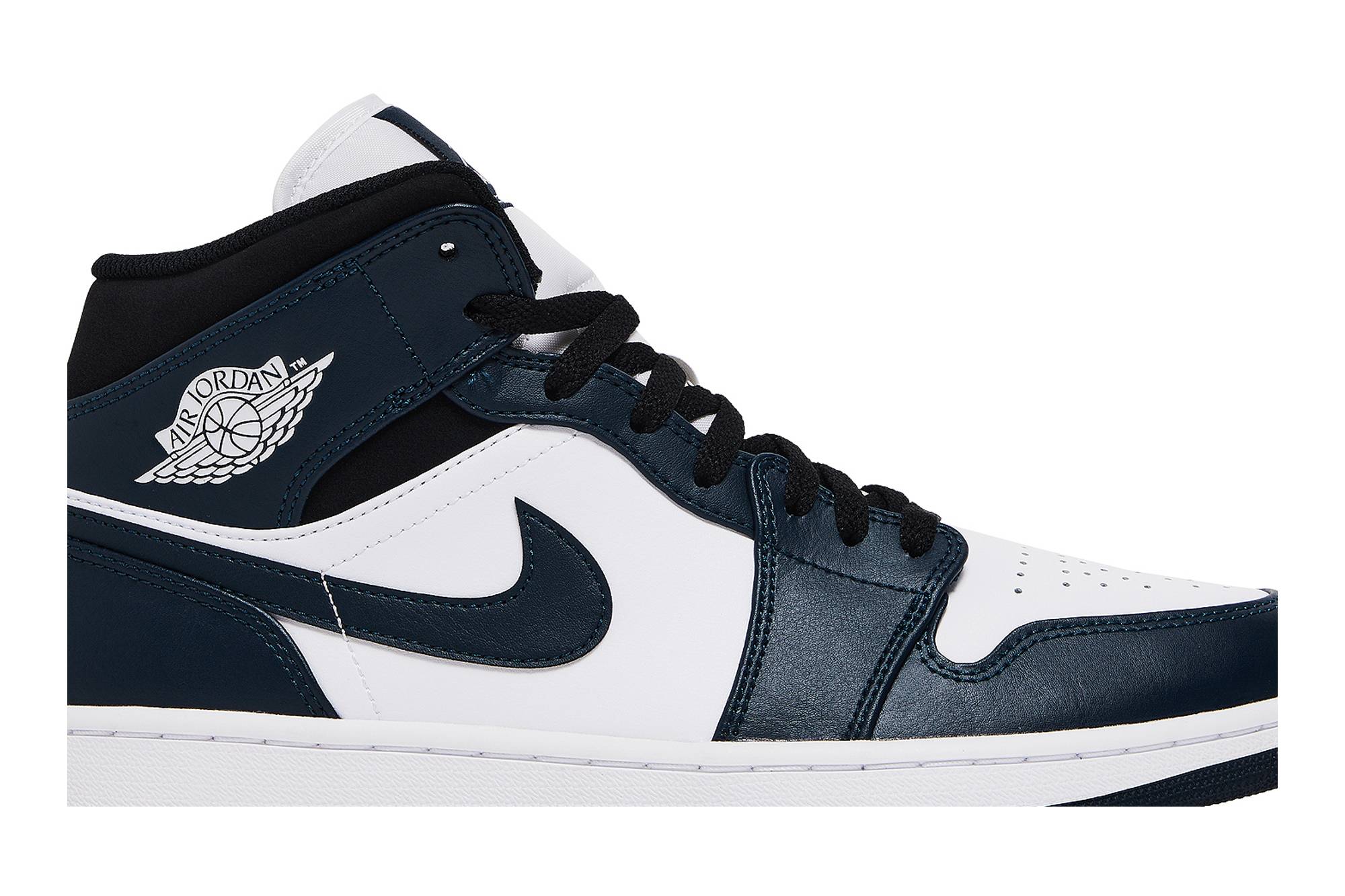 Air Jordan 1 Mid ‘Armory Navy’ 554724-411 - Image 2