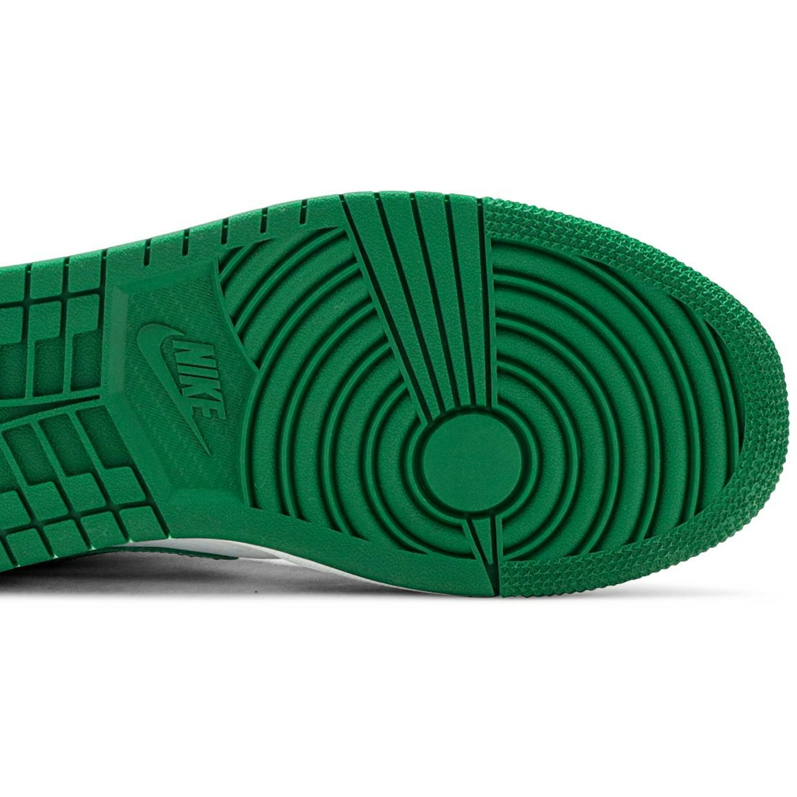 Air Jordan 1 Mid ‘Pine Green’ 554724-067 - Image 5