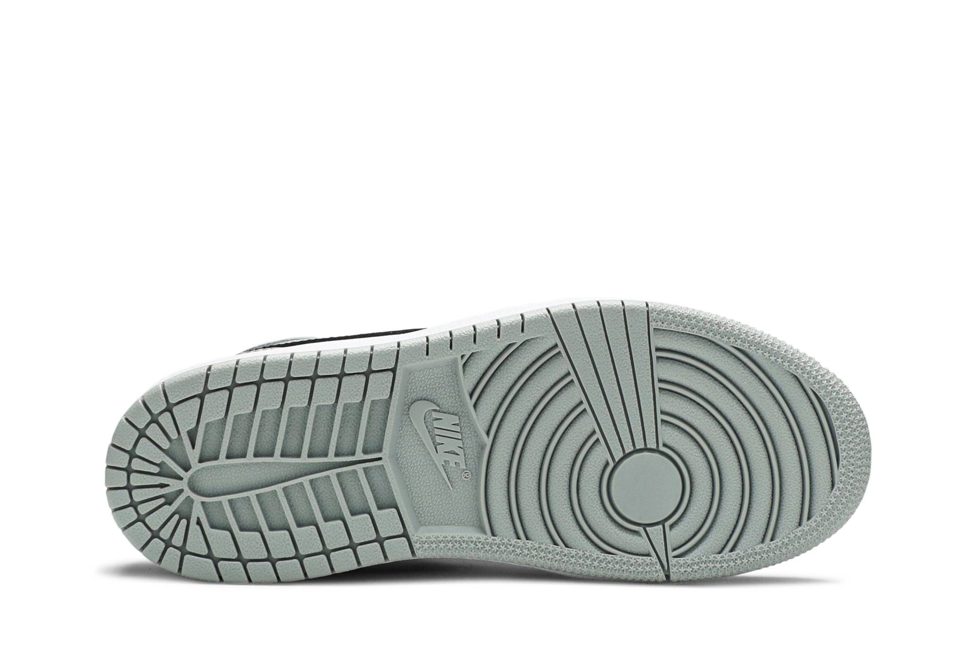 Air Jordan 1 Mid ‘Light Smoke Grey’ 640734-092 - Image 4