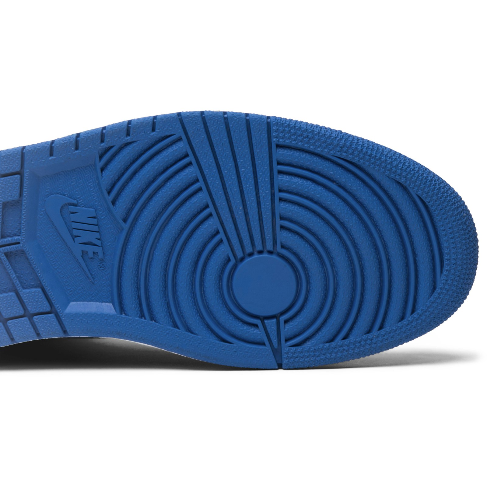 Air Jordan 1 Retro High OG ‘Royal’ 2017 555088-007 - Image 5