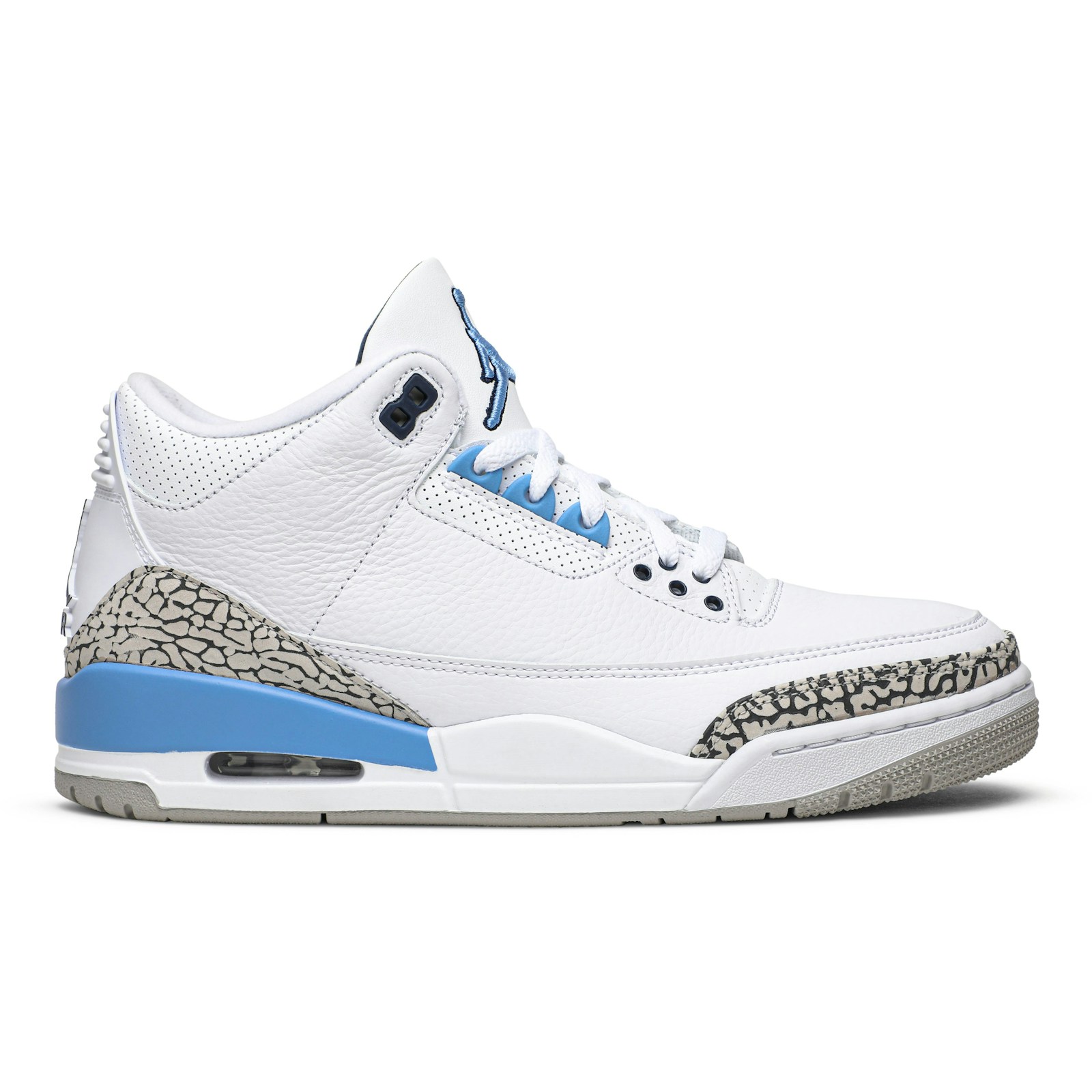 Air Jordan 3 Retro ‘UNC’ CT8532-104