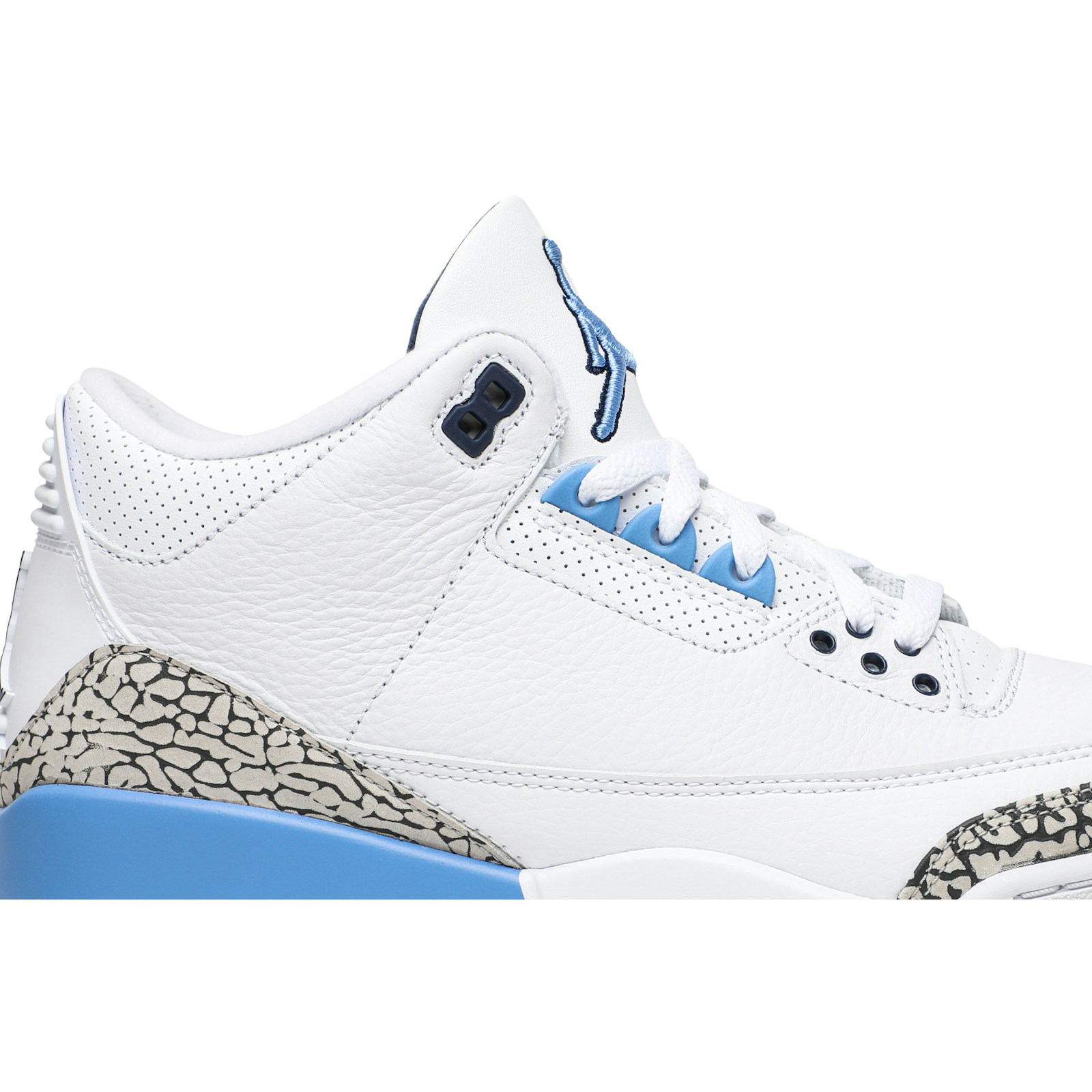 Air Jordan 3 Retro ‘UNC’ CT8532-104 - Image 2