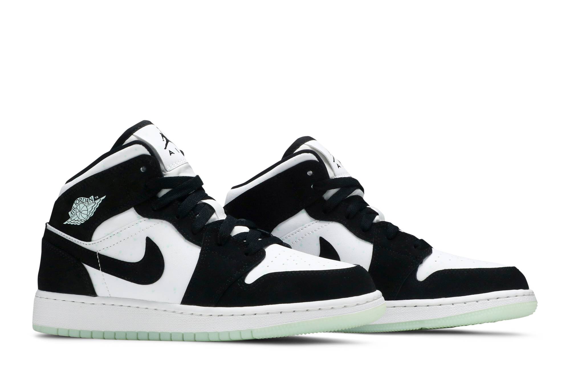 Air Jordan 1 Mid SE ‘Glow in the Dark Panda’ BQ6931-103 - Image 8