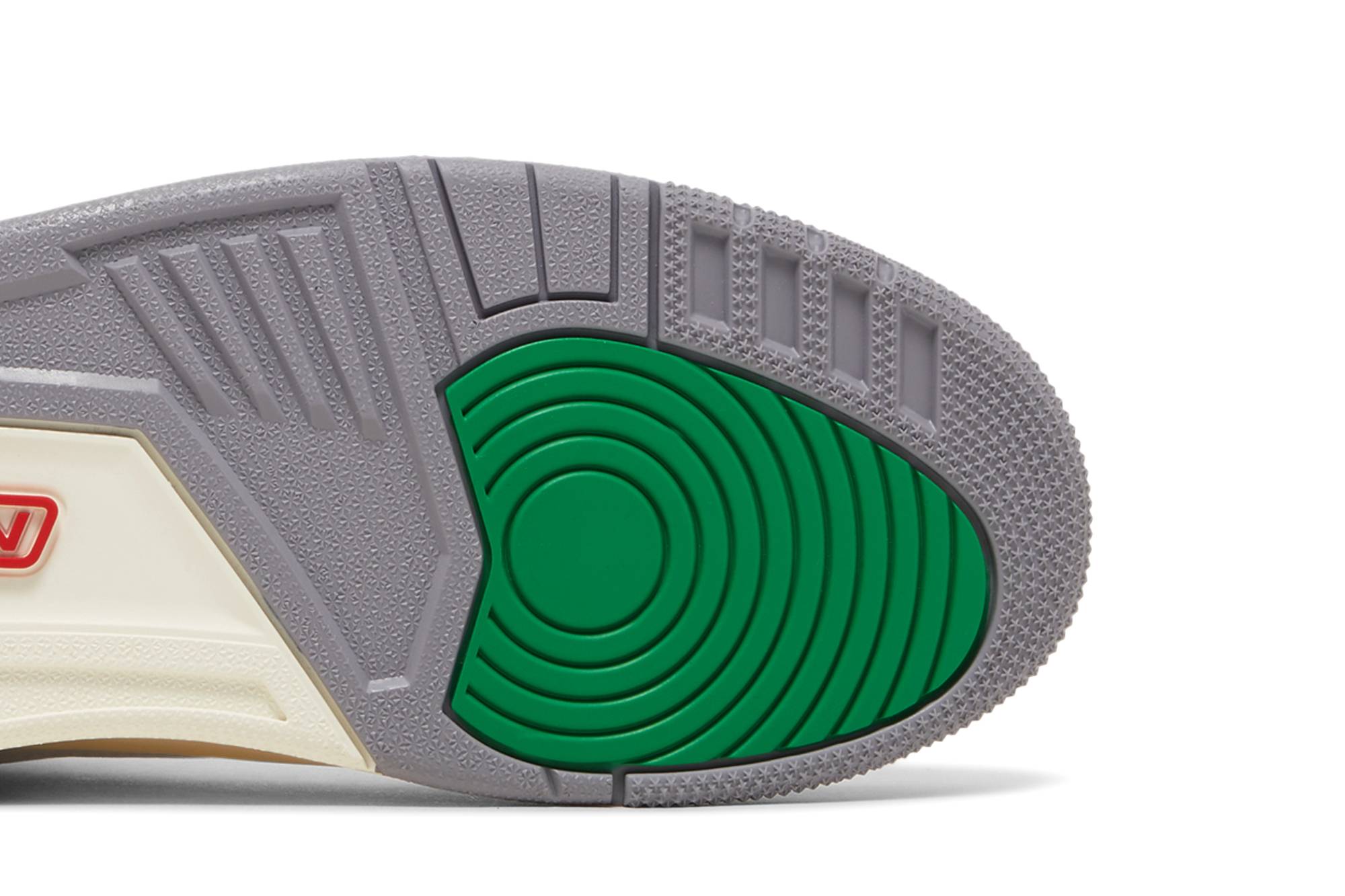 Air Jordan 3 Retro ‘Lucky Green’ CK9246-136 - Image 6