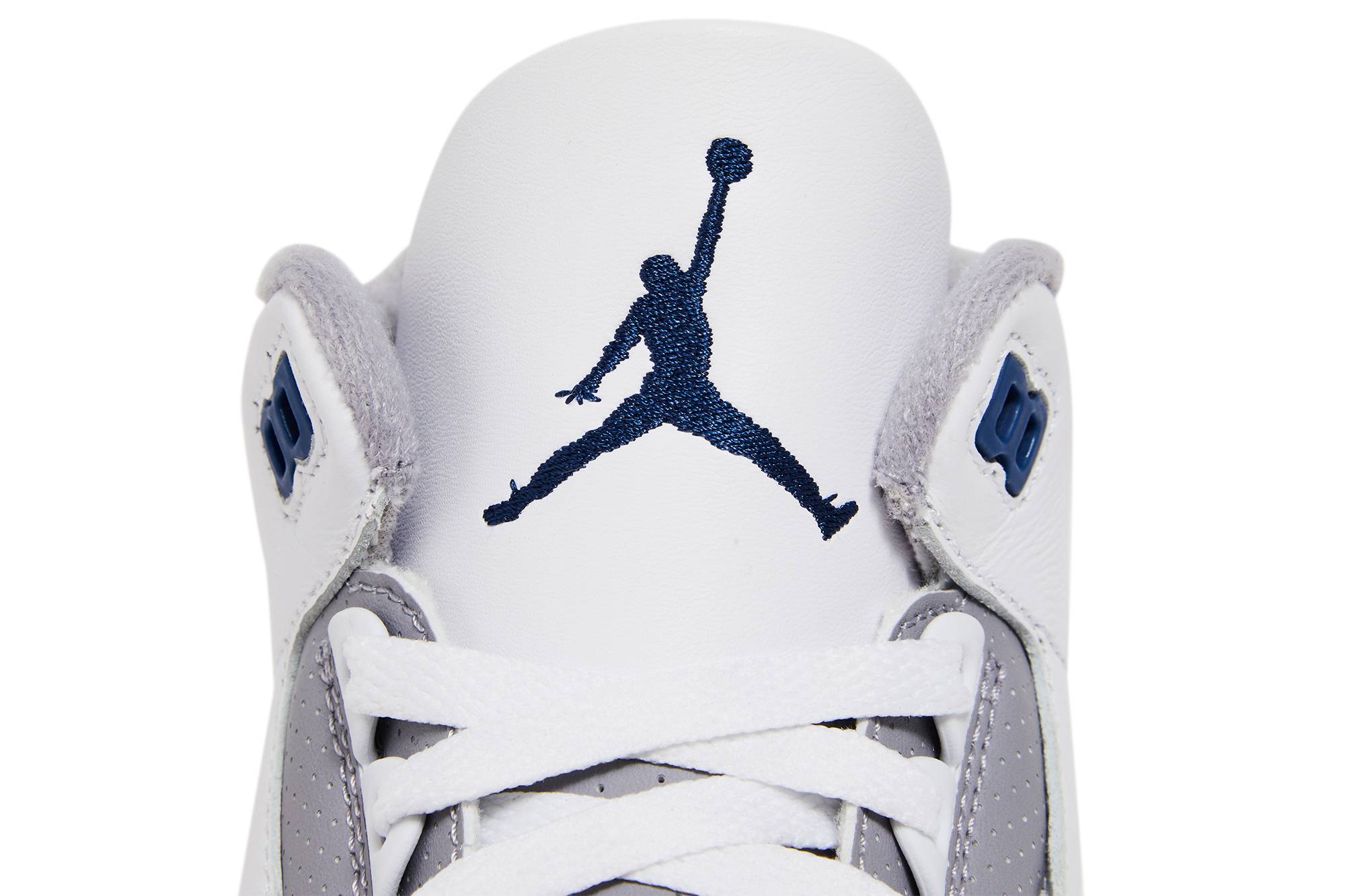 Air Jordan 3 Retro ‘Midnight Navy’ CT8532-140 - Image 10