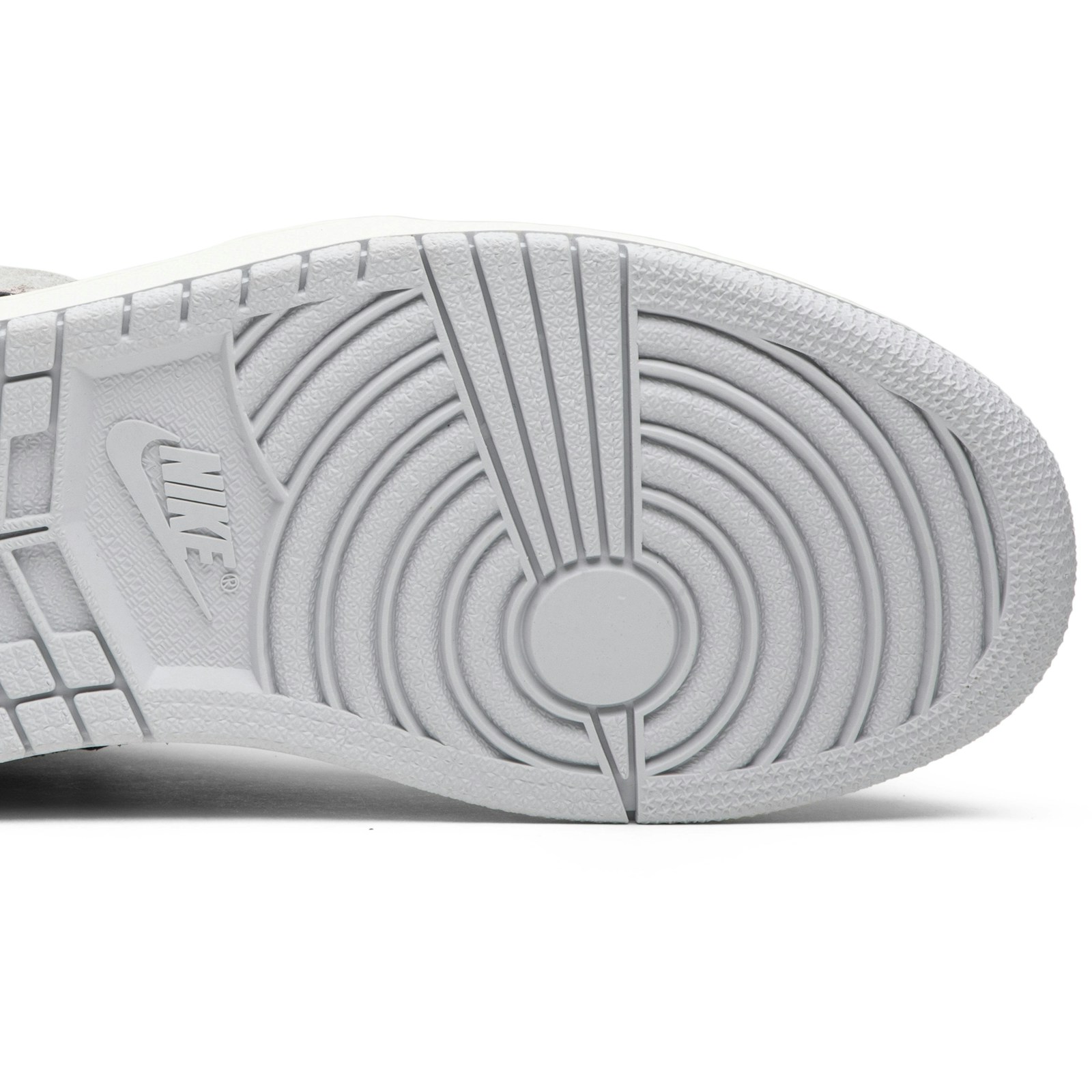 Air Jordan 1 Retro High OG ‘Neutral Grey’ 555088-018 - Image 5