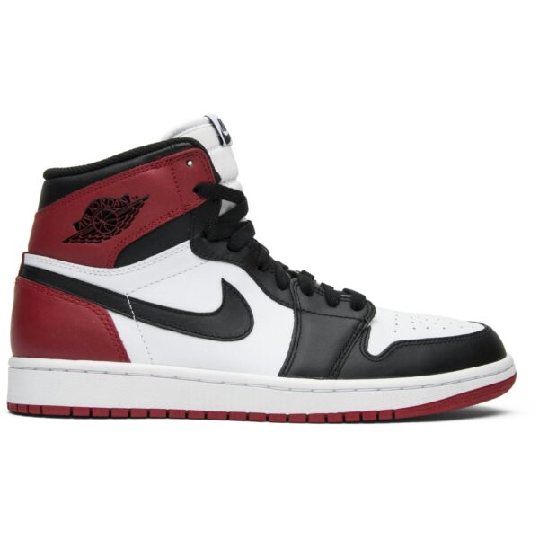 Air Jordan 1 Retro High OG ‘Black Toe’ 2013 555088-184