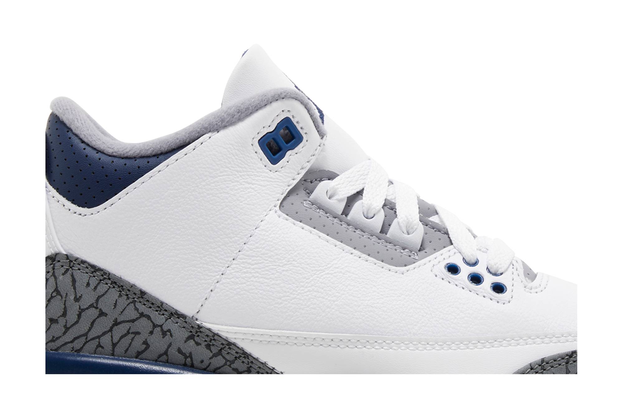 Air Jordan 3 Retro ‘Midnight Navy’ DM0967-140 - Image 2