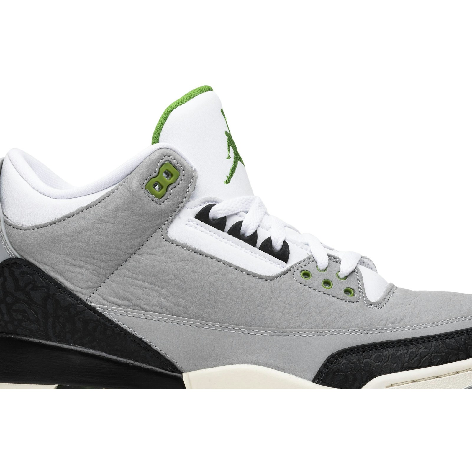 Air Jordan 3 Retro ‘Chlorophyll’ 136064-006 - Image 2