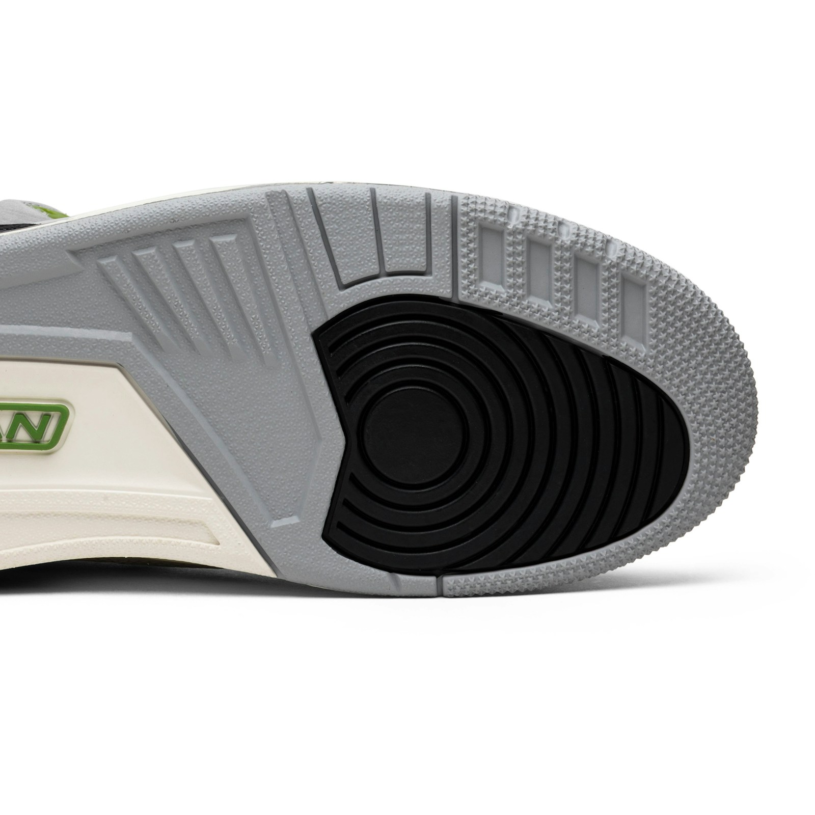 Air Jordan 3 Retro ‘Chlorophyll’ 136064-006 - Image 5