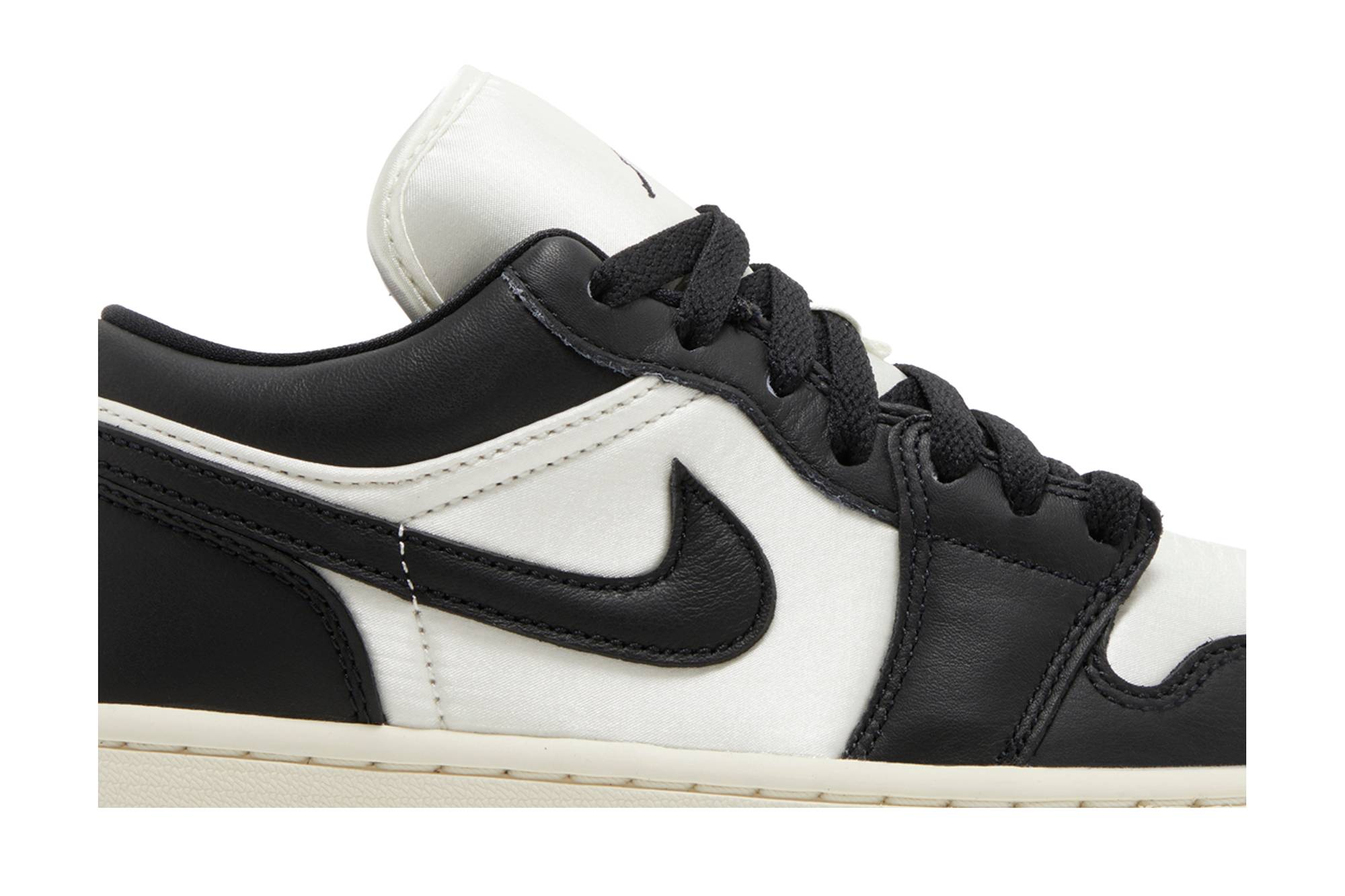 Air Jordan 1 Low SE ‘Vintage Panda’ FB9893-101 - Image 2